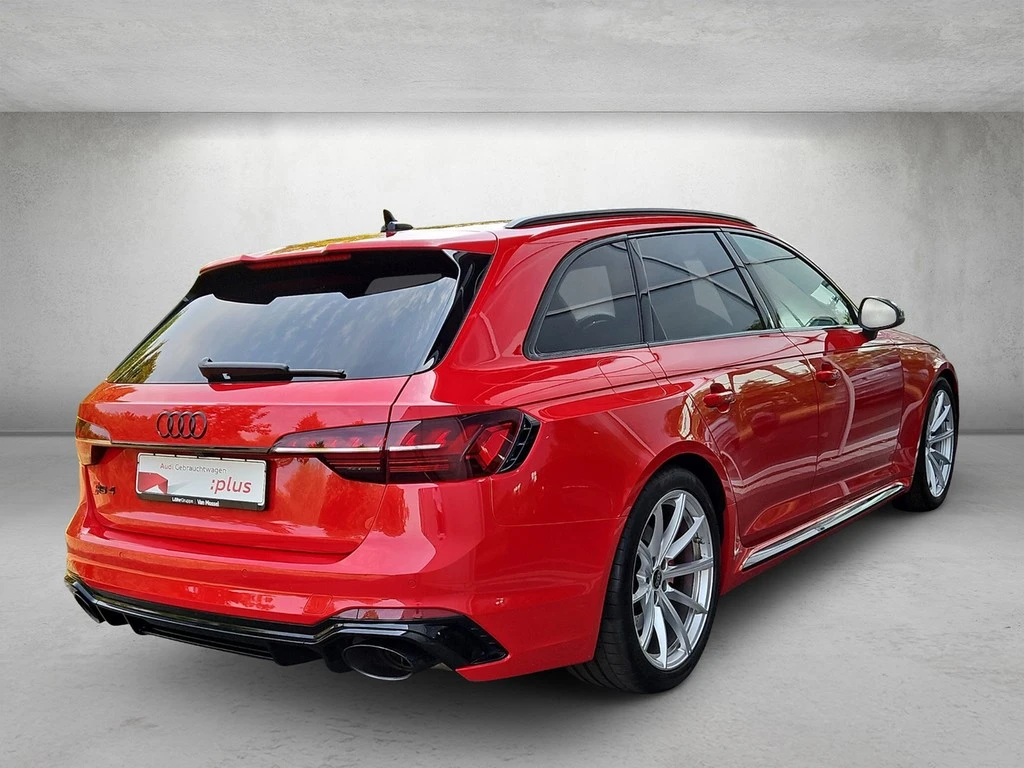 Audi-RS4-image-2