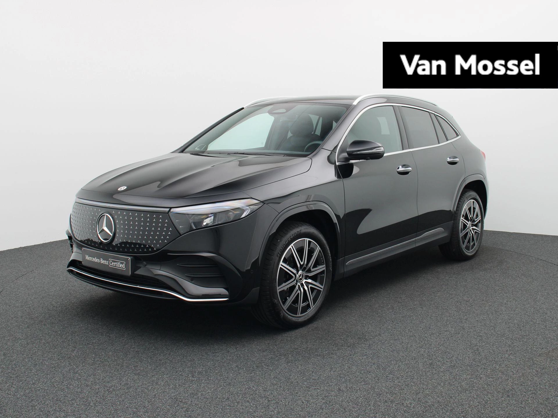 Mercedes-Benz-EQA-image-0