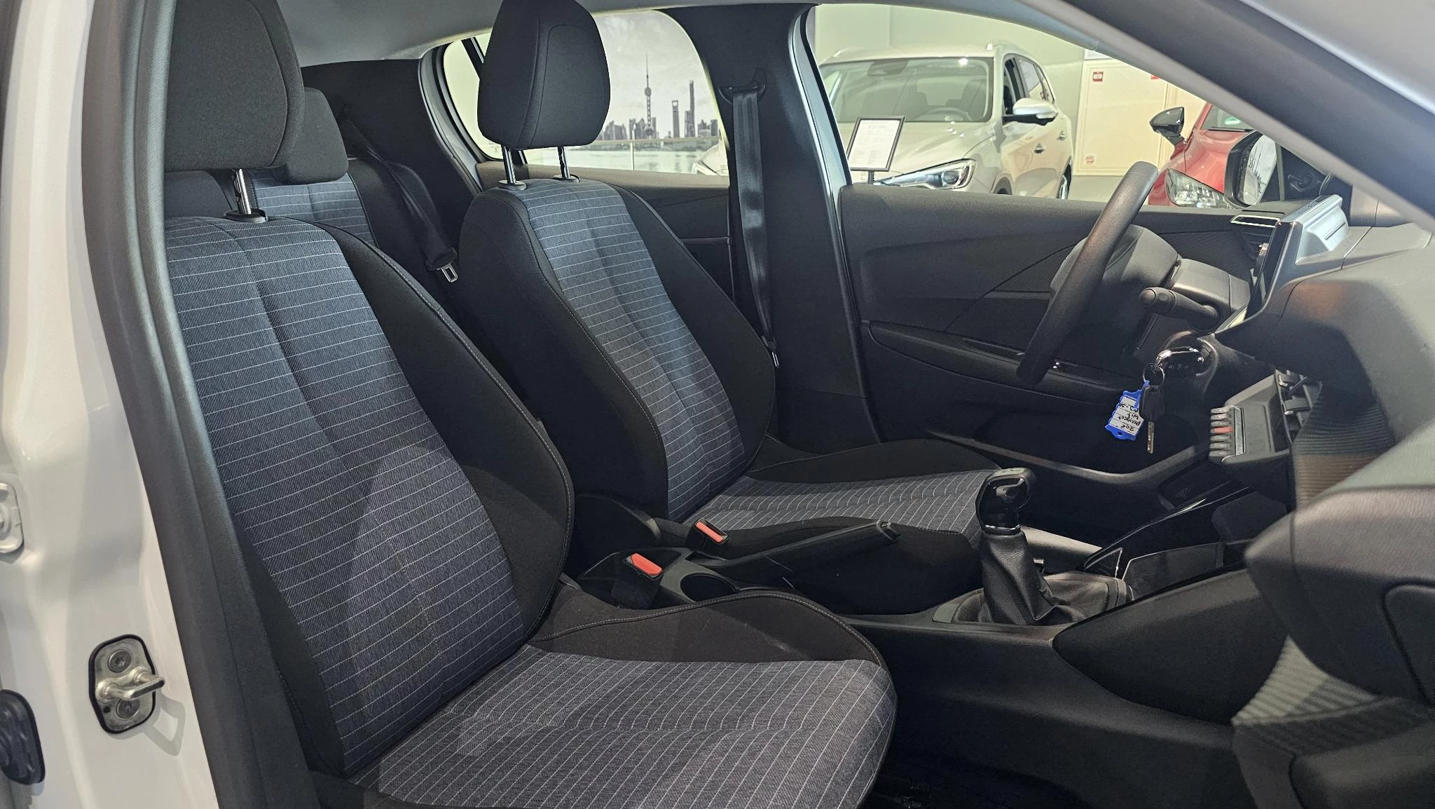 Peugeot-208-image-20
