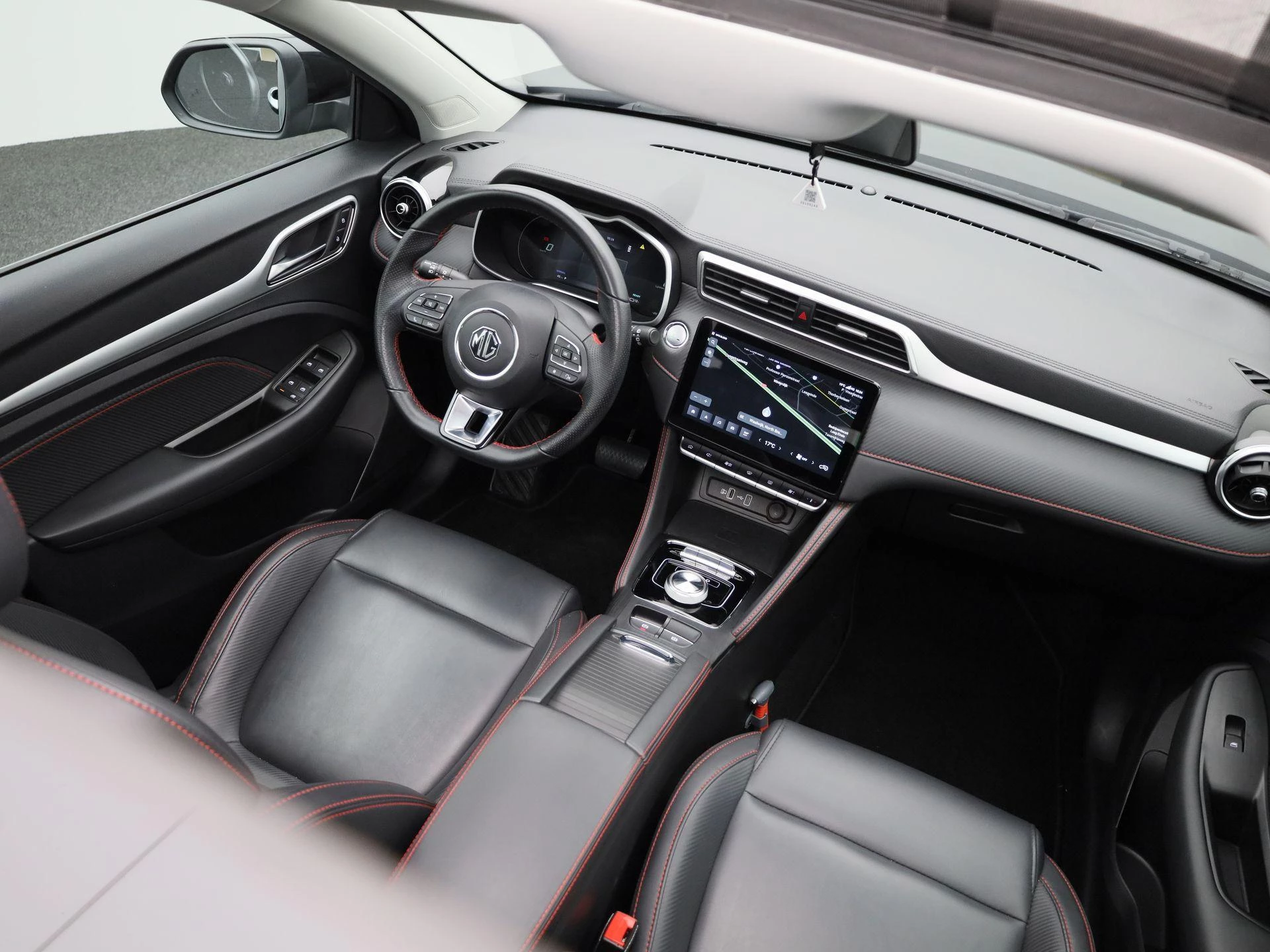MG ZS EV Long Range Luxury 70 kWh