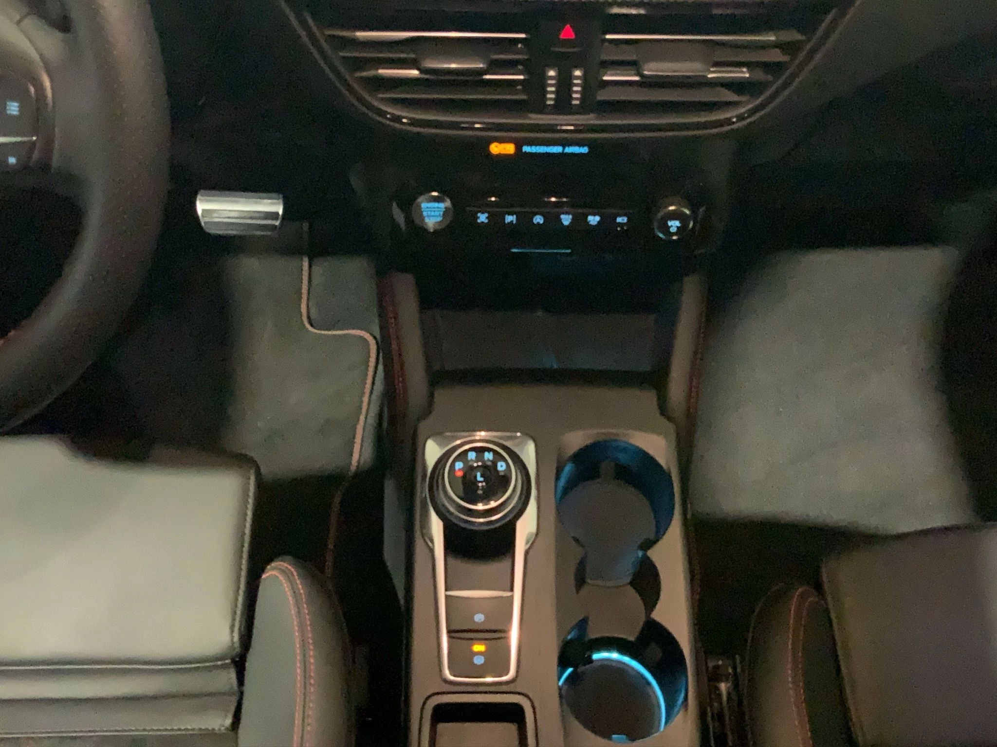 Ford Kuga ST-Line X Aut.*360GRAD*LED-MATRIX*NAVI*GRA*WINTER-PKT.