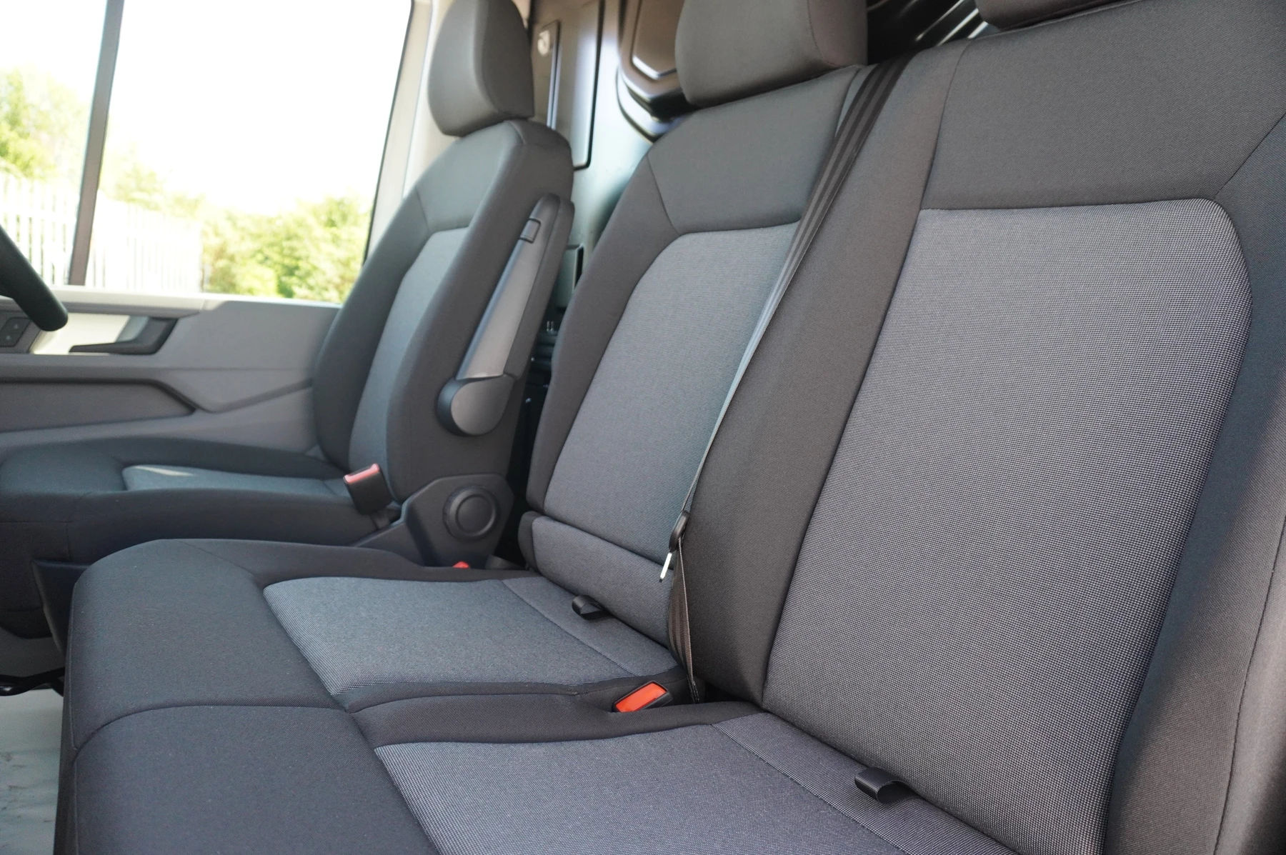 Volkswagen-Crafter-image-29