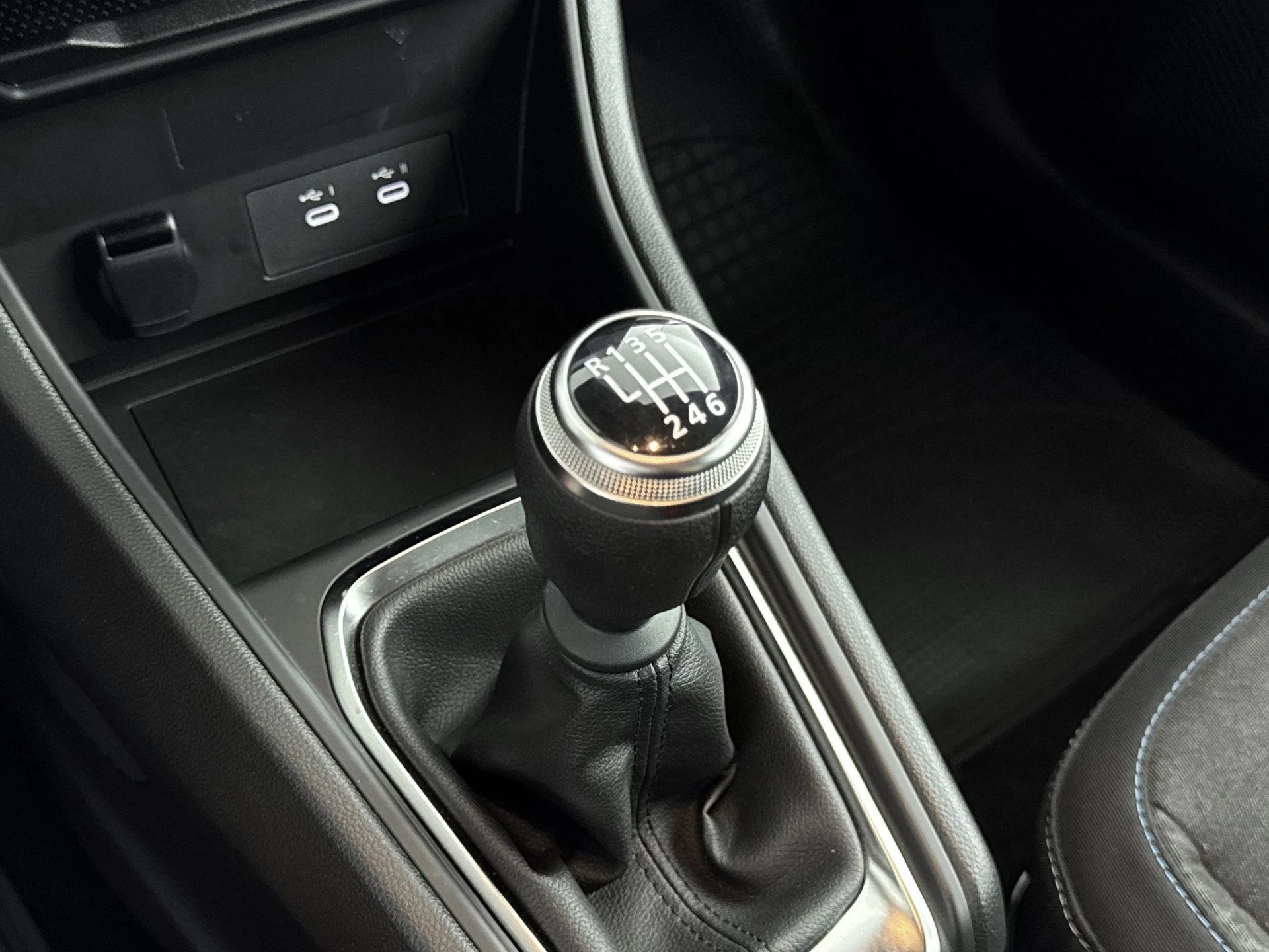 Renault-Captur-image-13