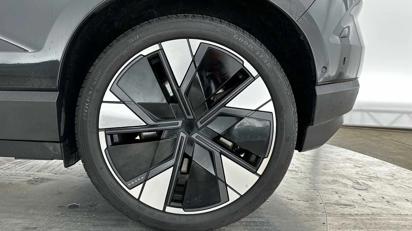 Volvo-EX30-image-15