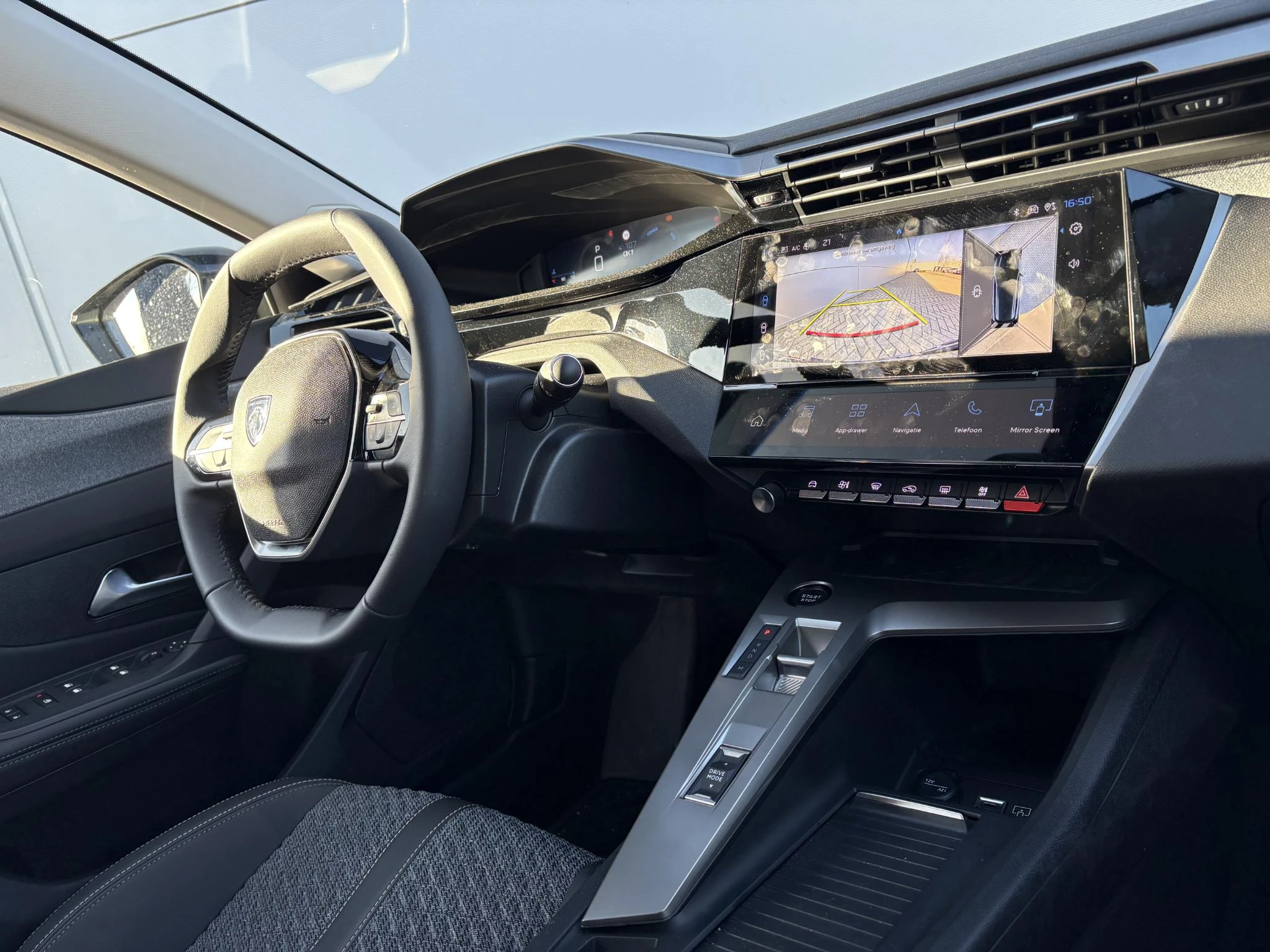 Peugeot-308-image-15