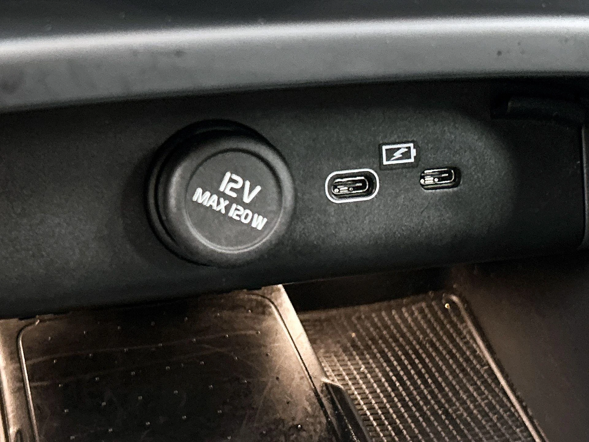 Volvo-XC40-image-39