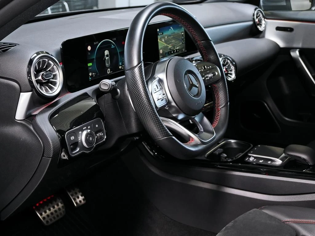 Mercedes-Benz-A-Klasse 250 e-image-9