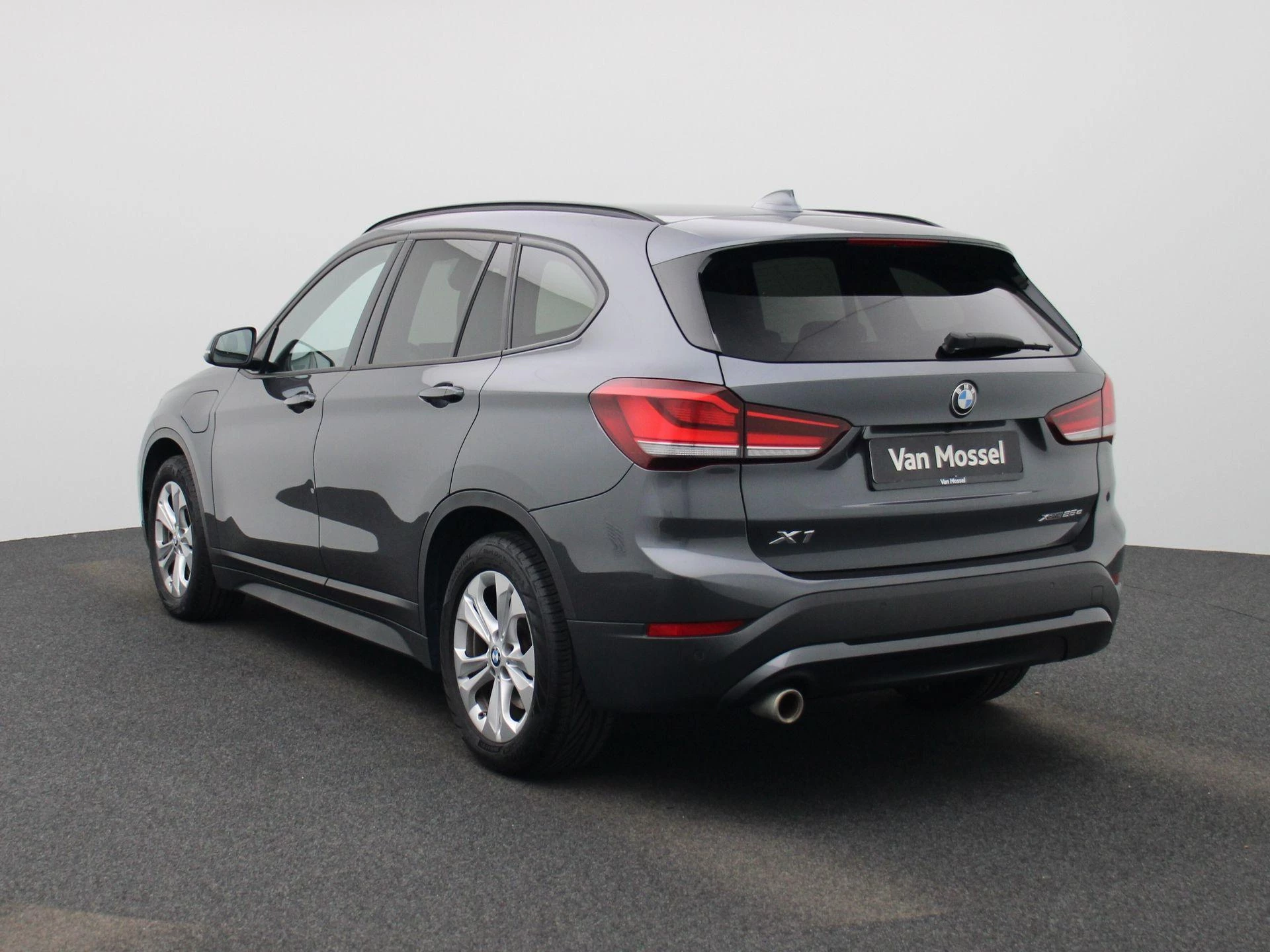 BMW-X1-image-3