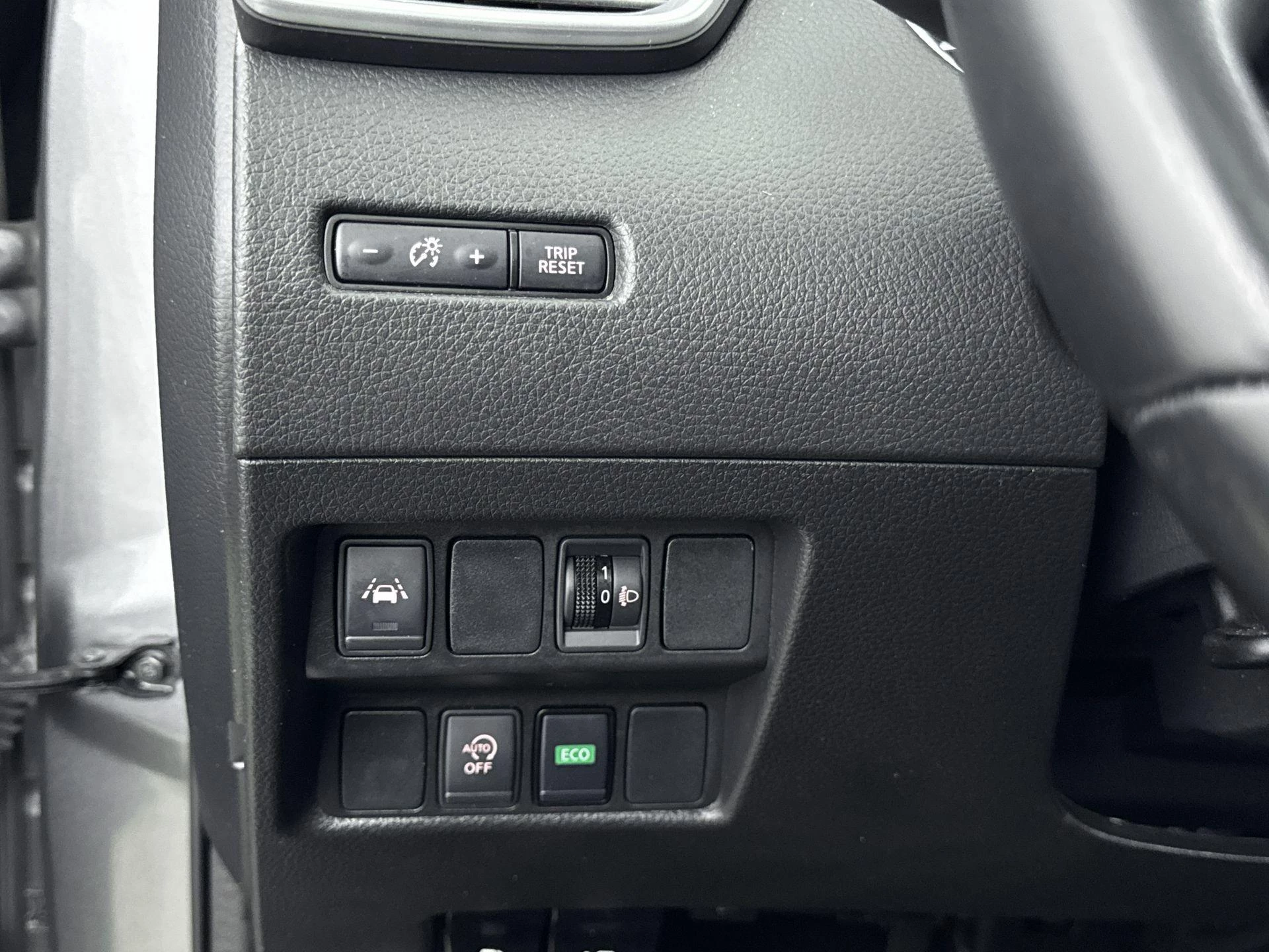Nissan-QASHQAI-image-24