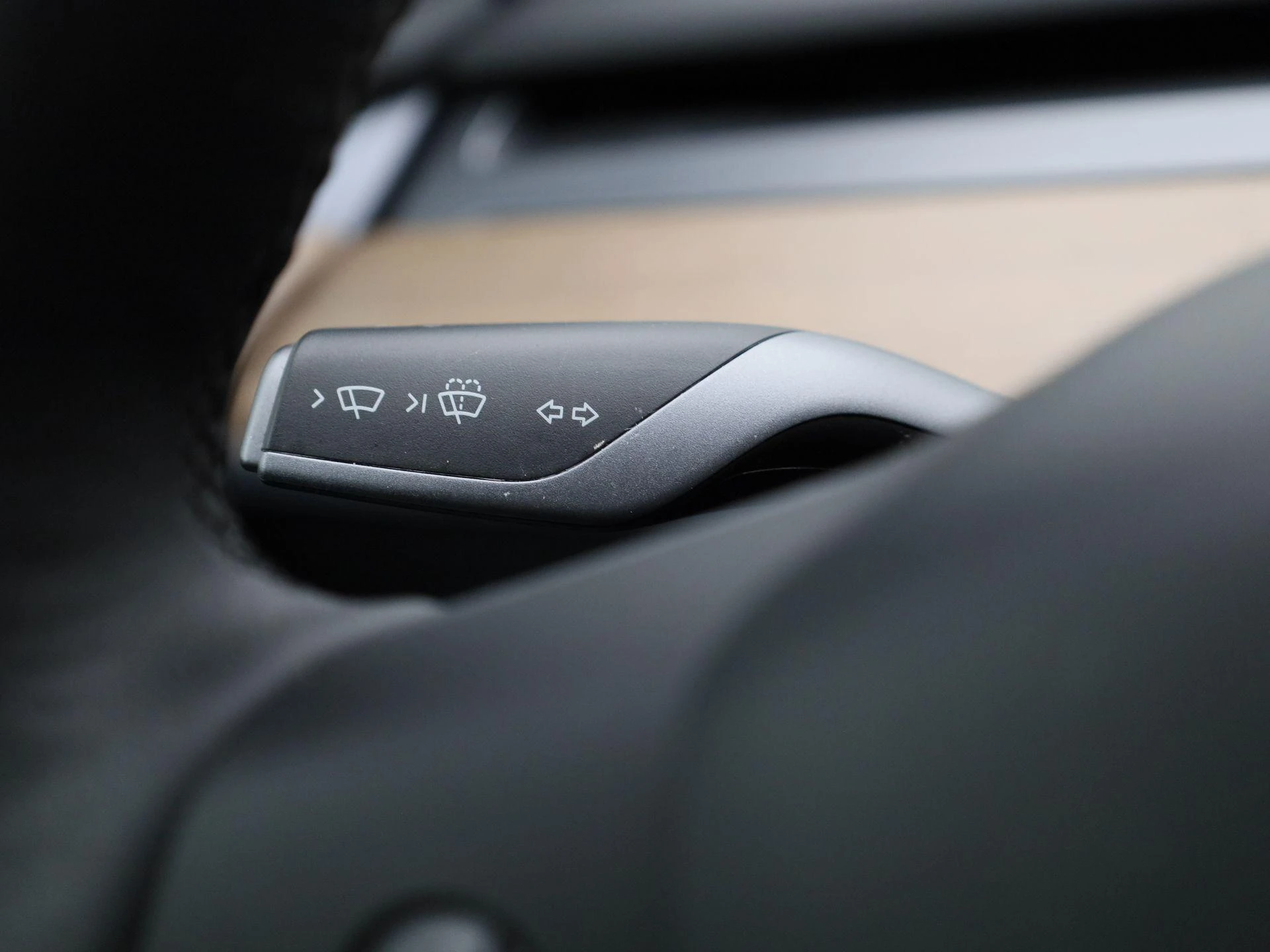 Tesla-Model Y-image-22
