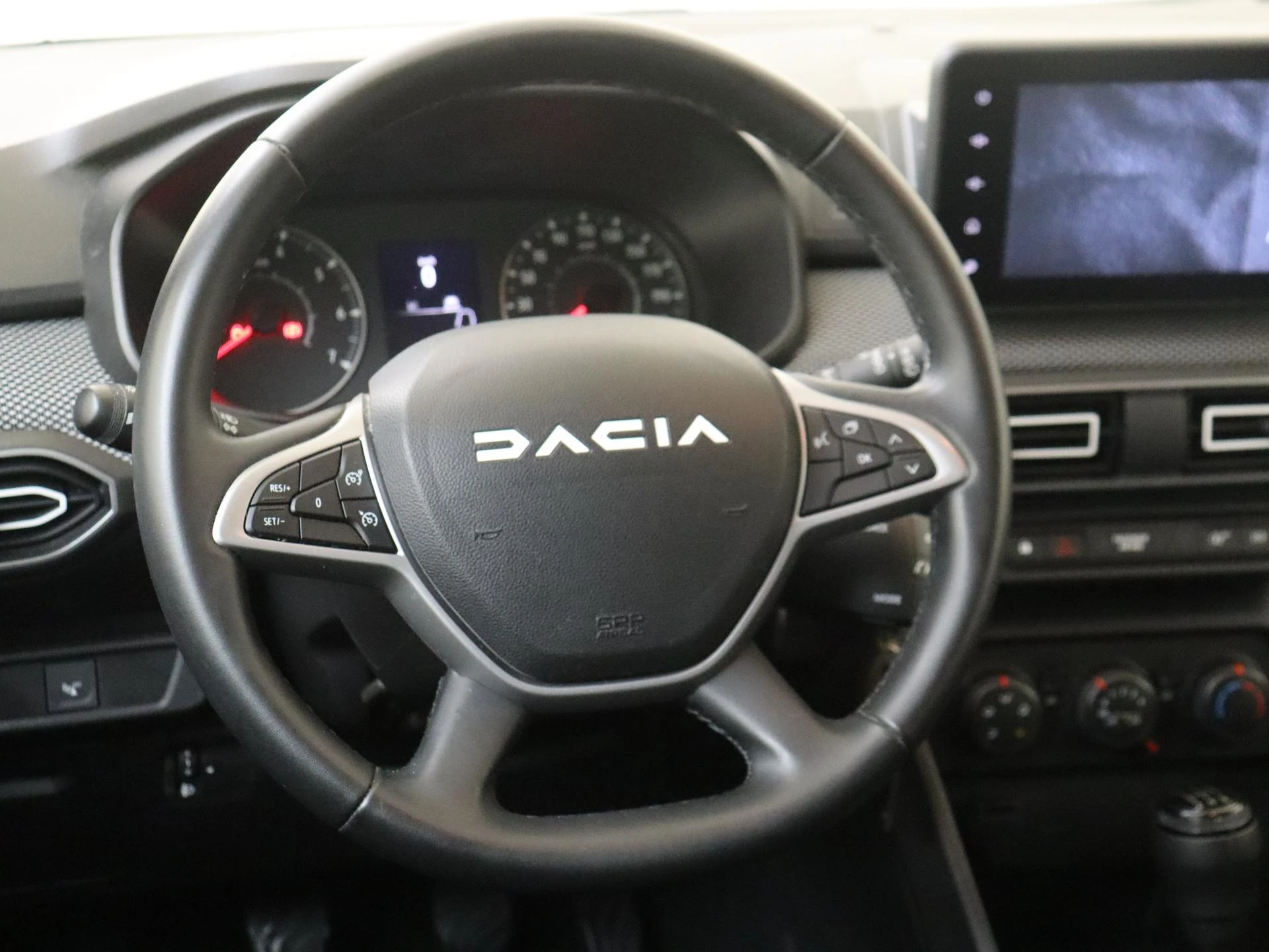 Dacia-Sandero-image-9