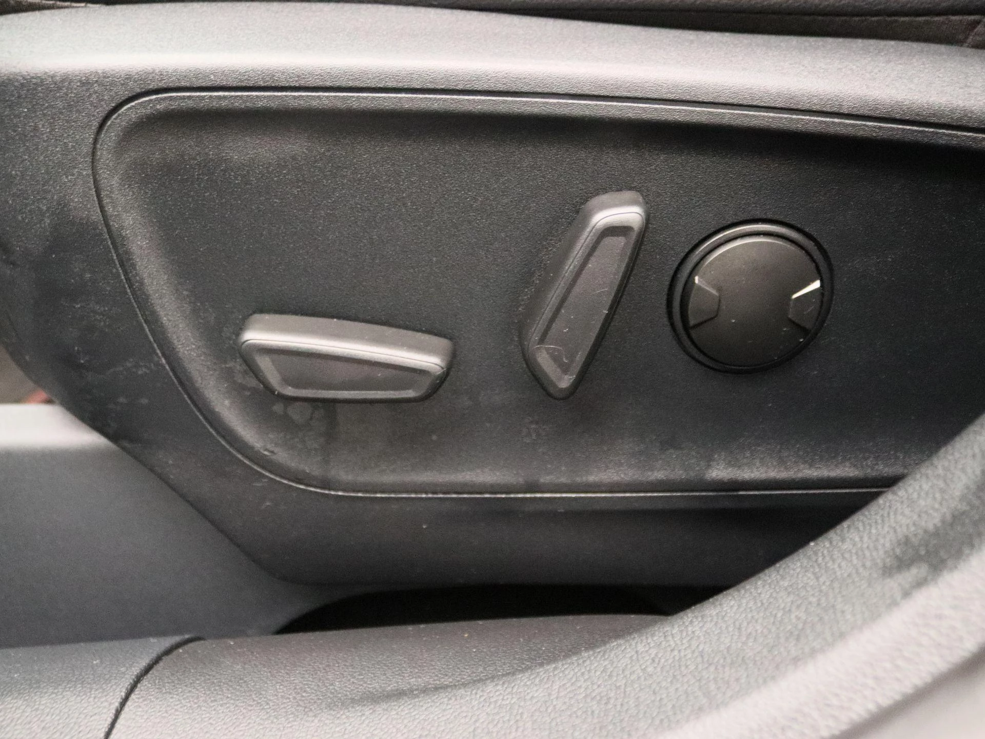 Ford-Kuga-image-14