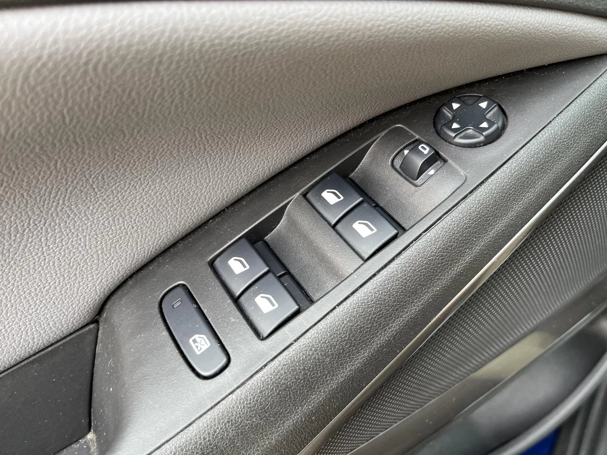 Opel-Crossland X-image-15