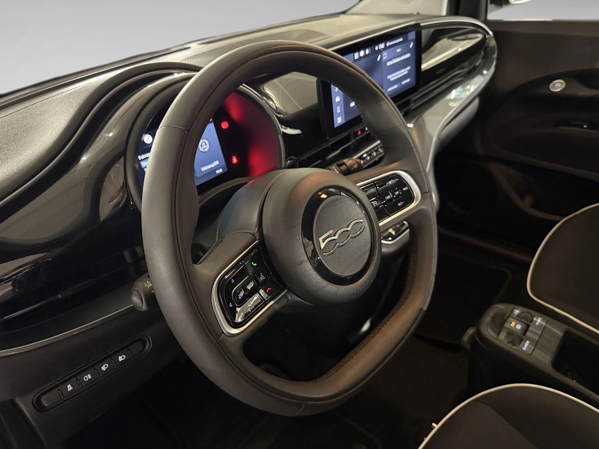 Fiat-500e-image-7