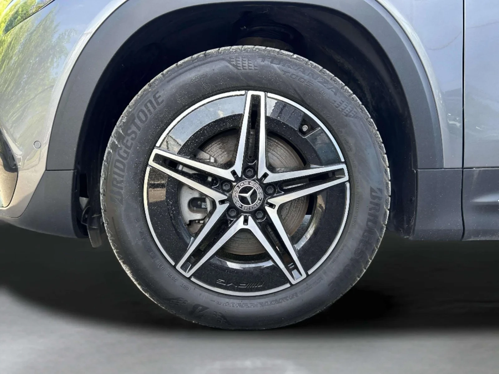 Mercedes-Benz-EQB-image-8