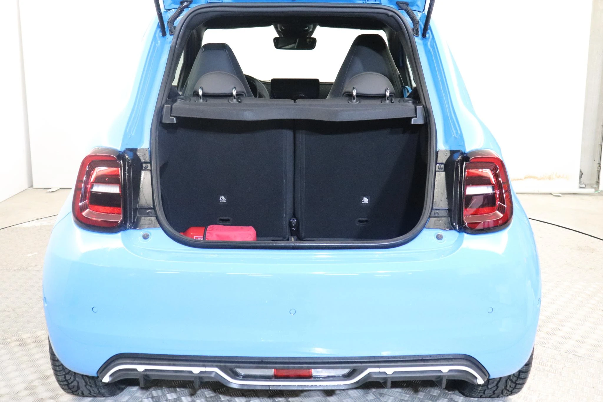 Abarth-500e-image-5