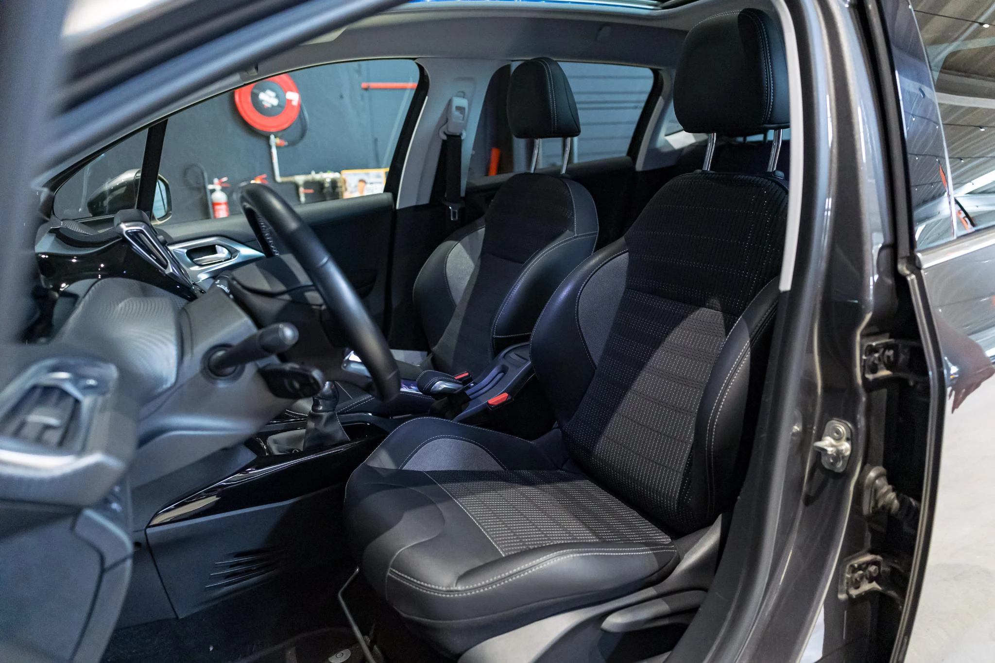 Peugeot 2008 1.2 Puretech 81kW s/s Crossway