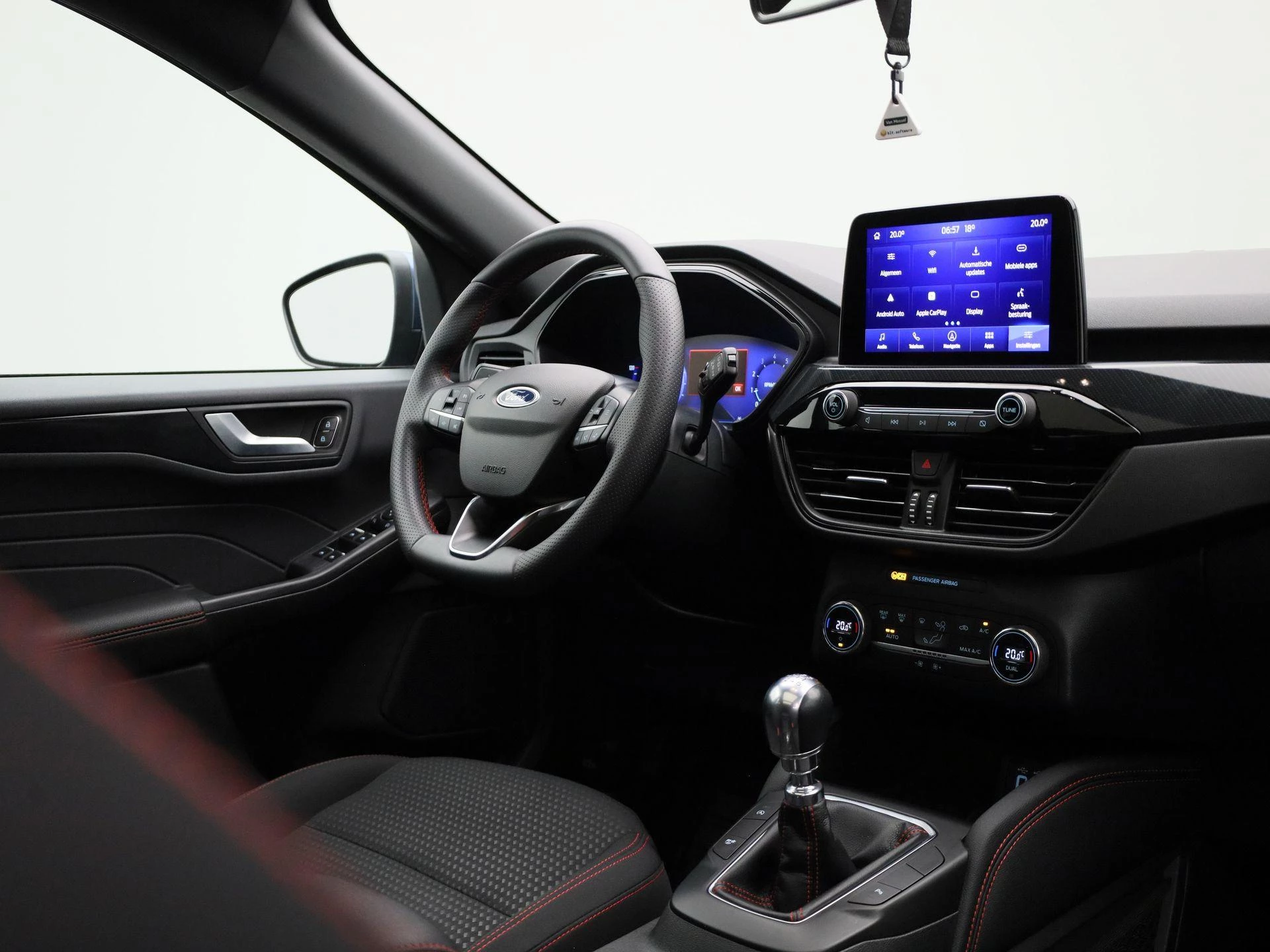 Ford-Kuga-image-32