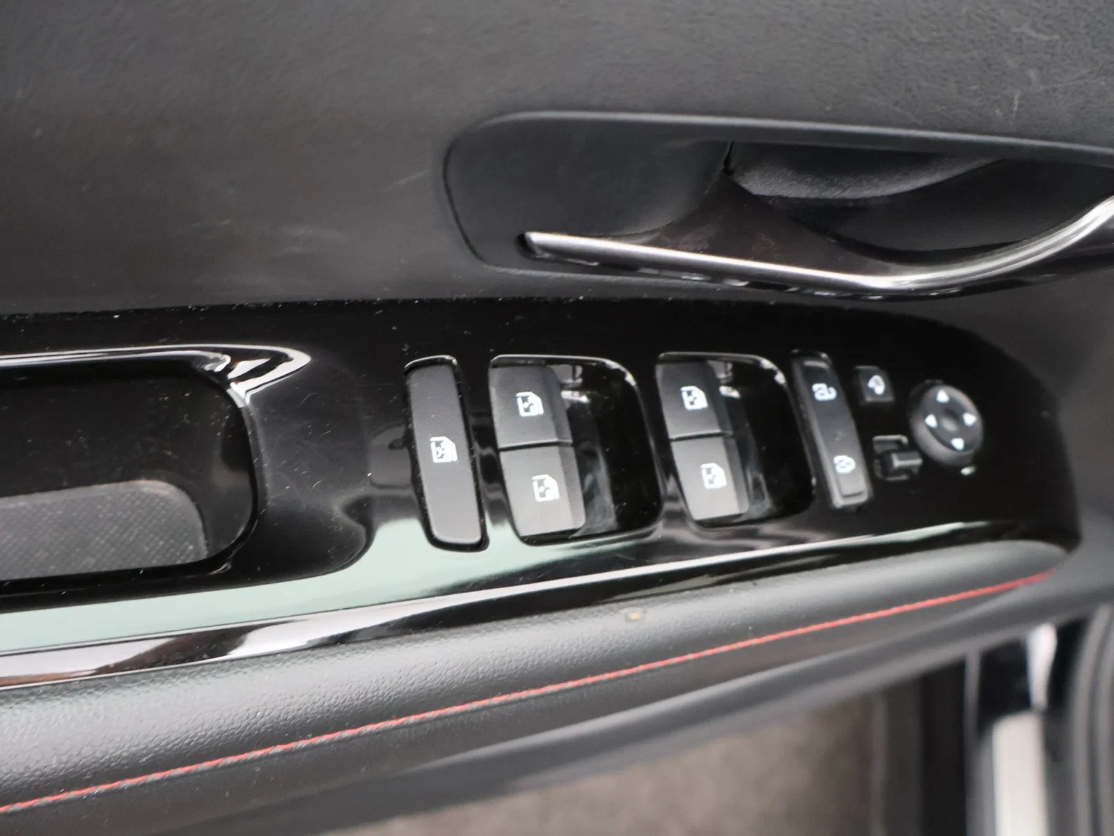 Hyundai Tucson PHEV Tucson PHEV 1.6T-GDi 4WD Feel N-Line 252PK *AUTOMAAT*LEDER*ALCANTARA*CRUISE*CAMERA*PDC*PDC*...*