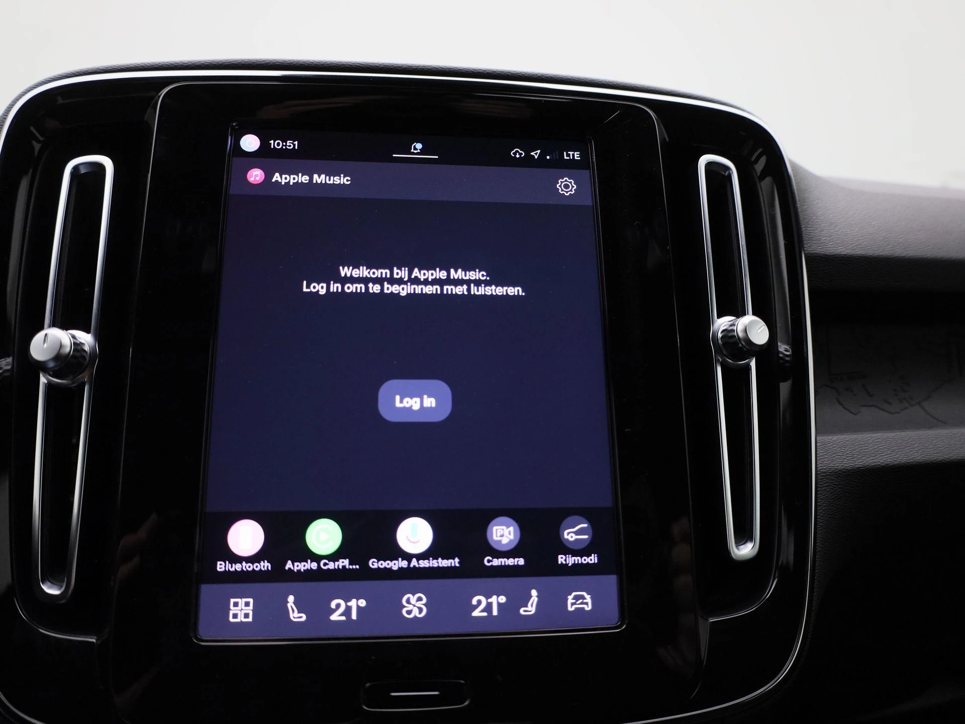 Volvo-XC40-image-17