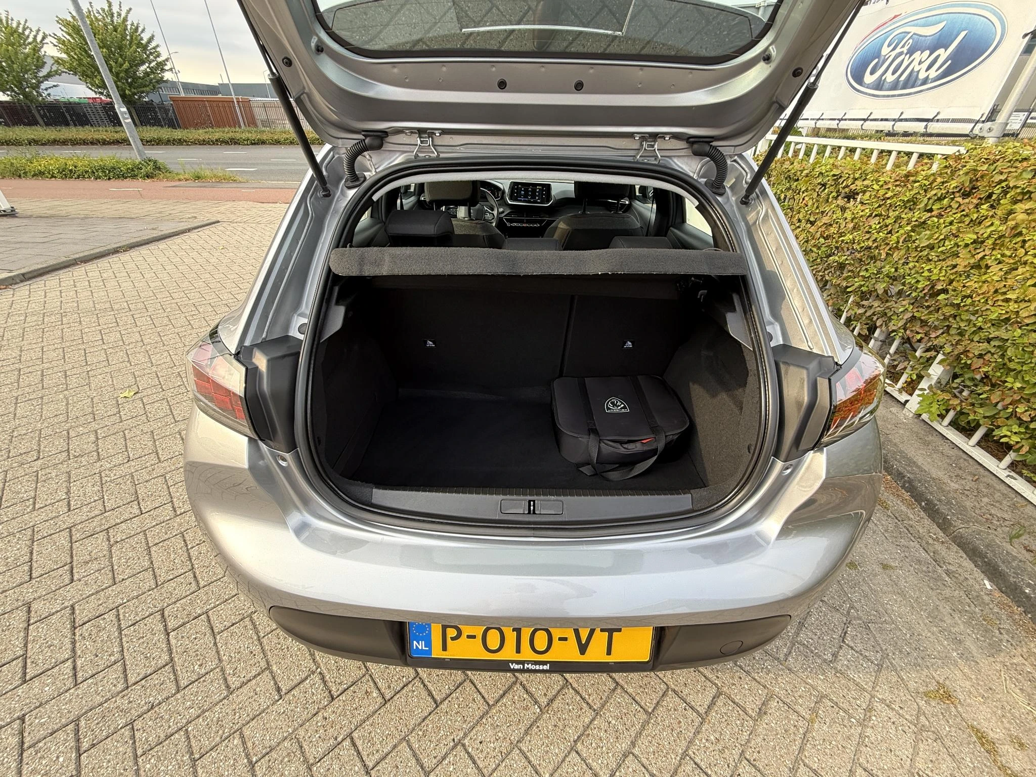 Peugeot e-208 EV Active 50 kWh