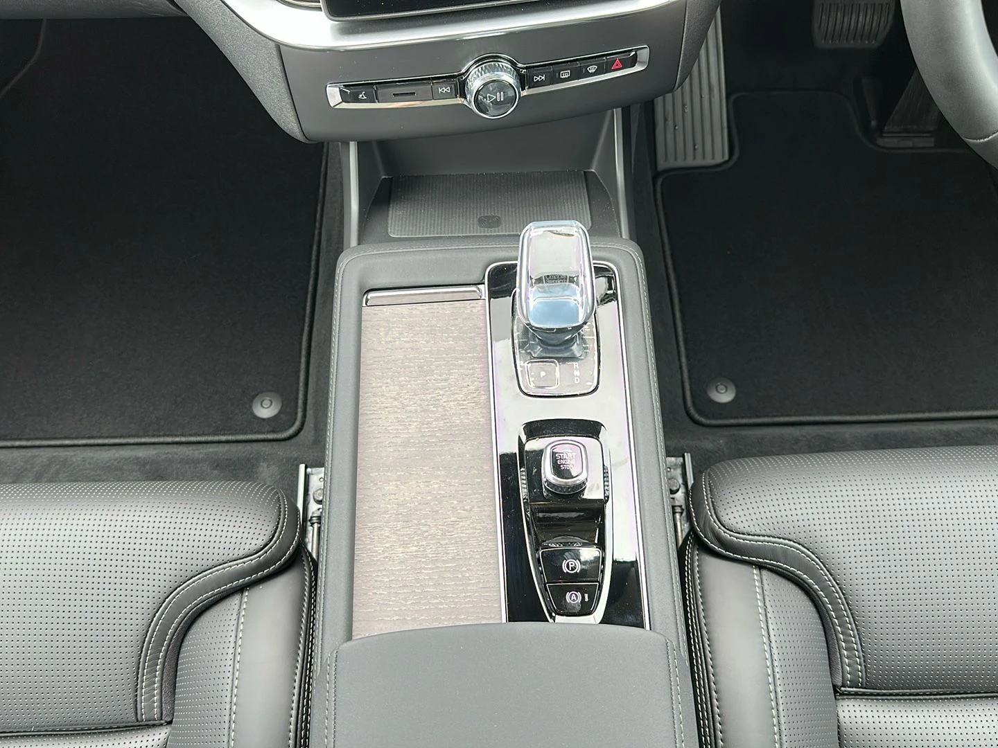 Volvo-XC90-image-11