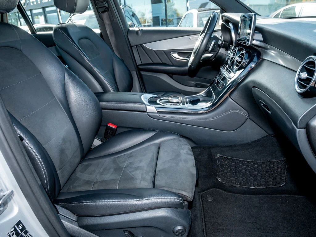 Mercedes-Benz-GLC 250 d-image-10