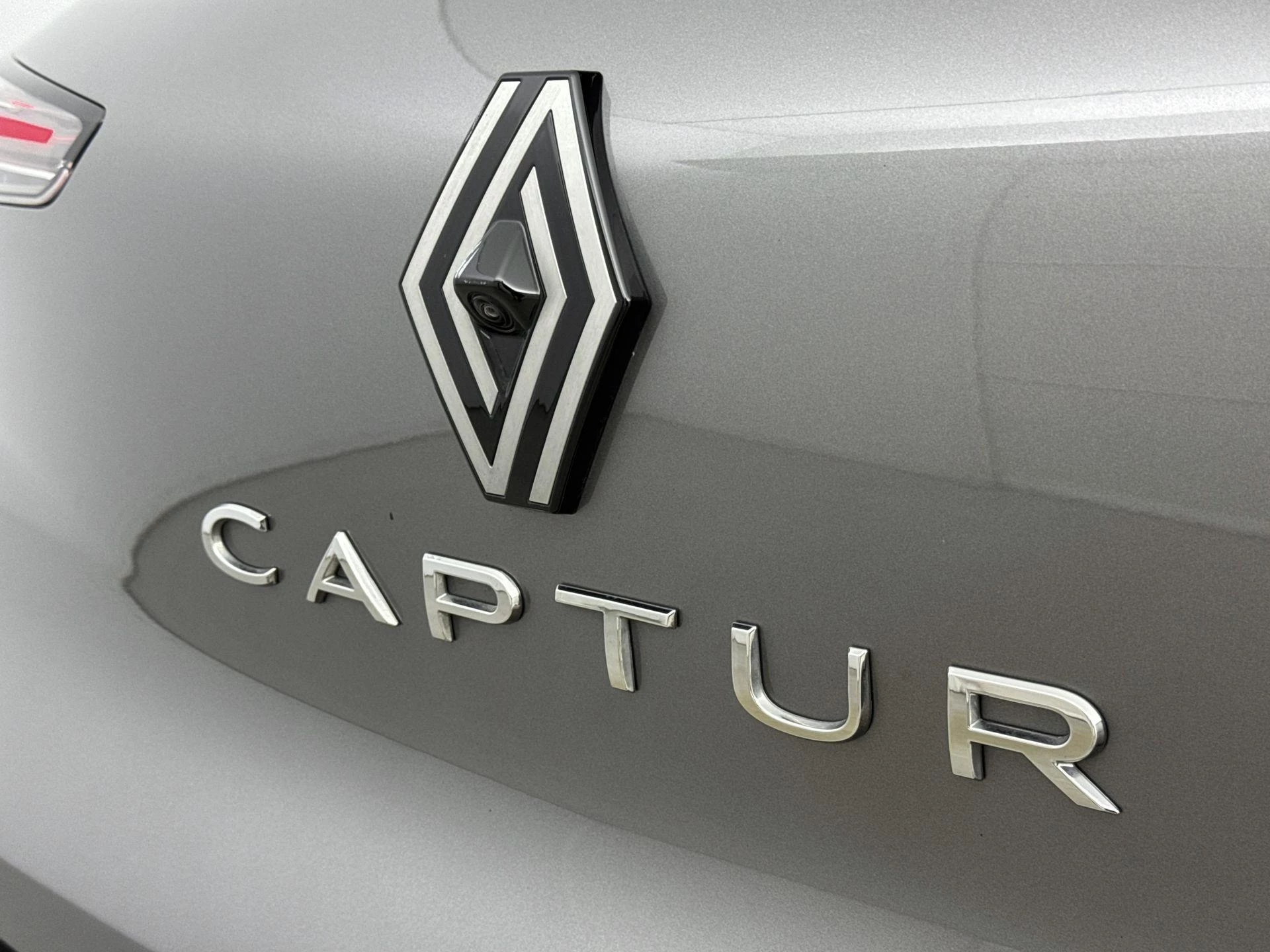 Renault Captur 1.8 E-Tech full hybrid 160 techno