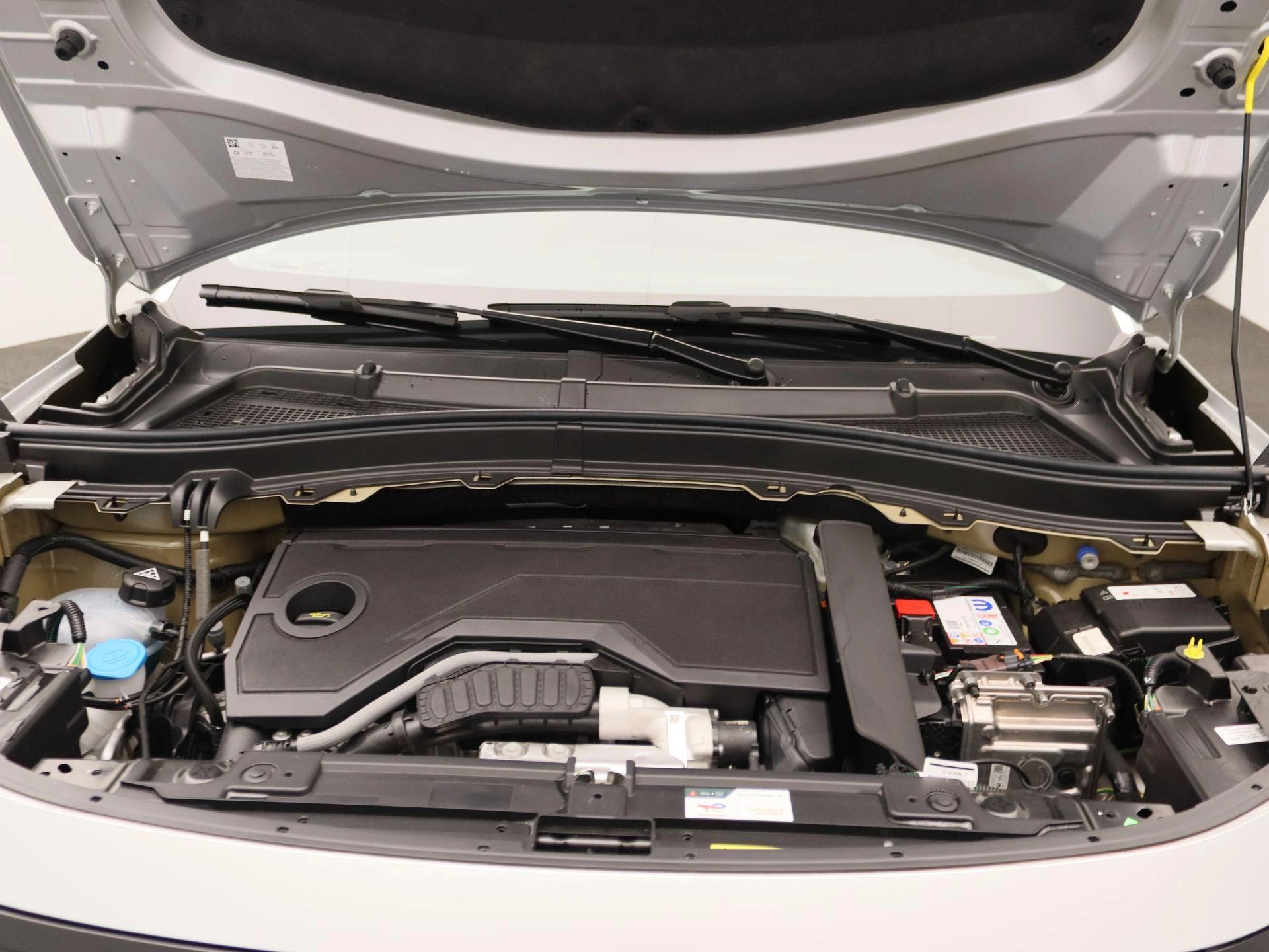 Opel-Frontera-image-25