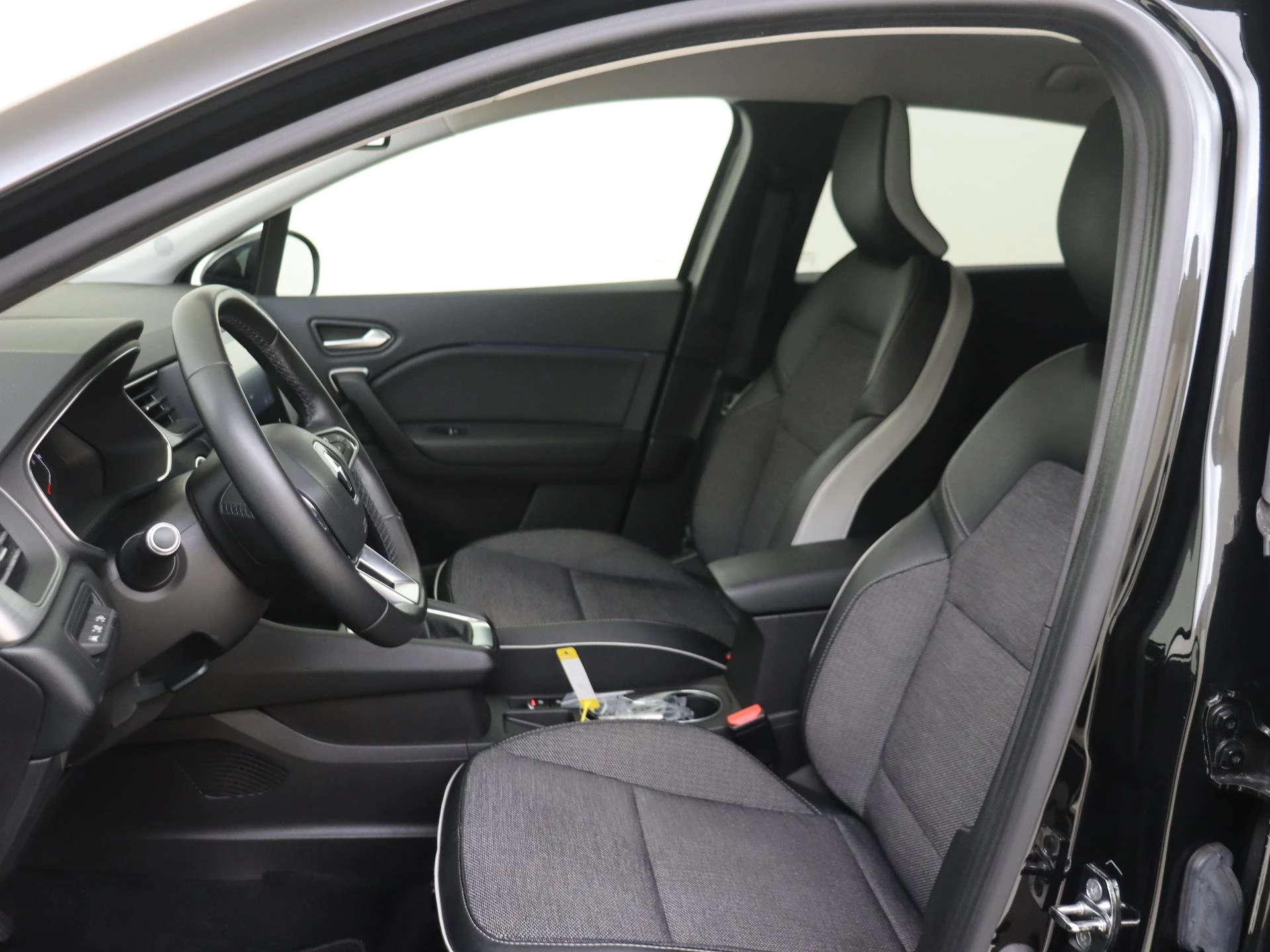 Renault-Captur-image-14