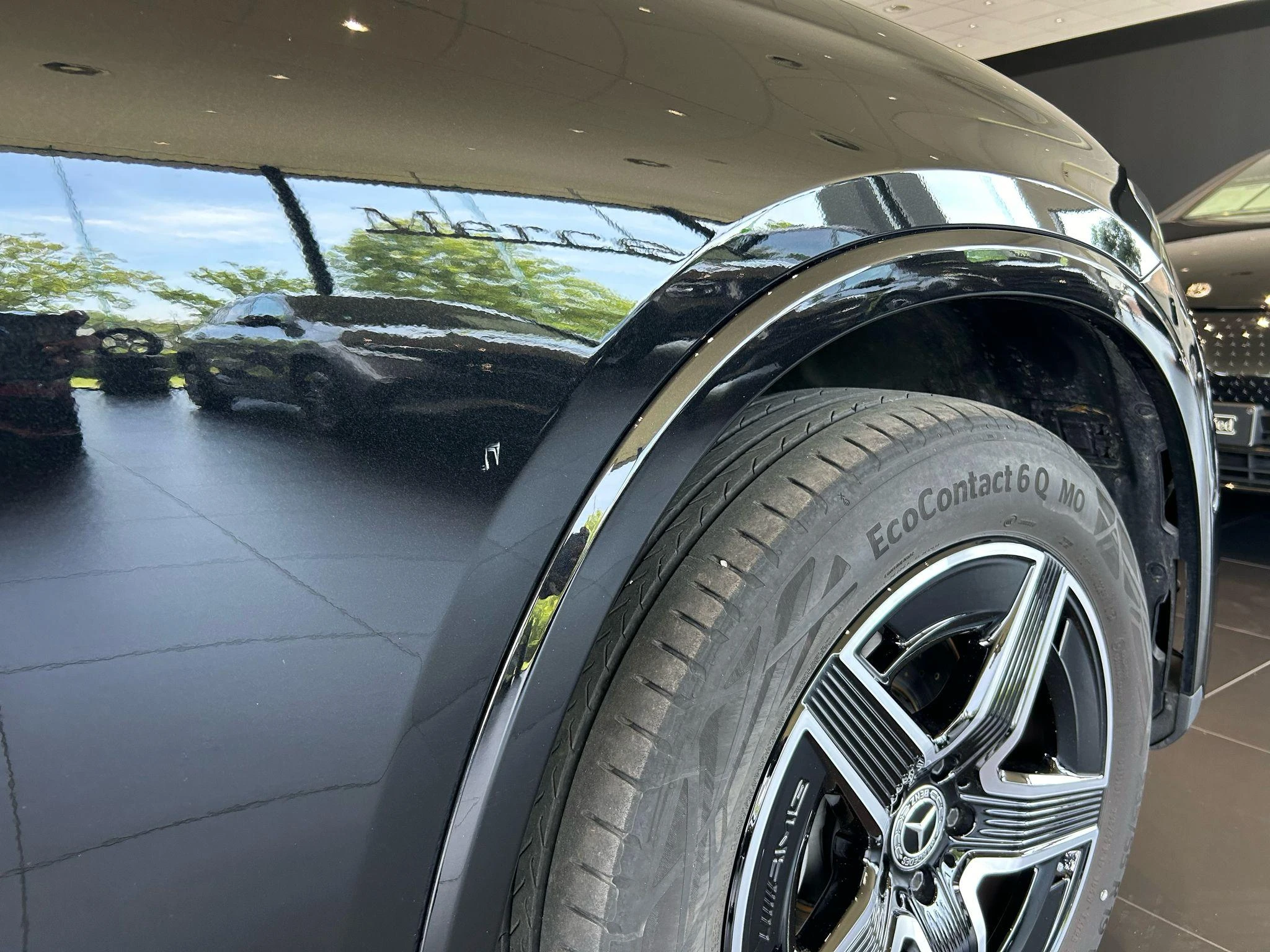 Mercedes-Benz-GLC-image-16