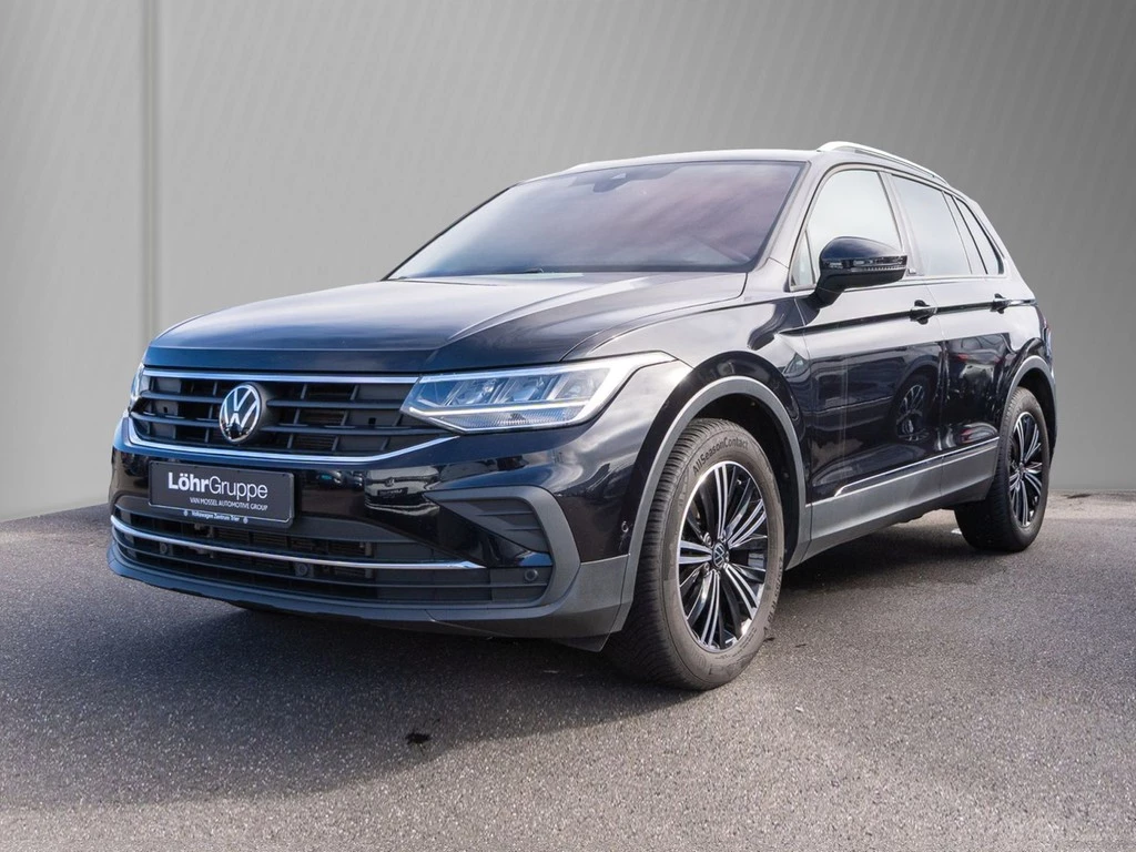 Volkswagen Tiguan 2.0 TDI DSG Active Navi, AHK, ZGV