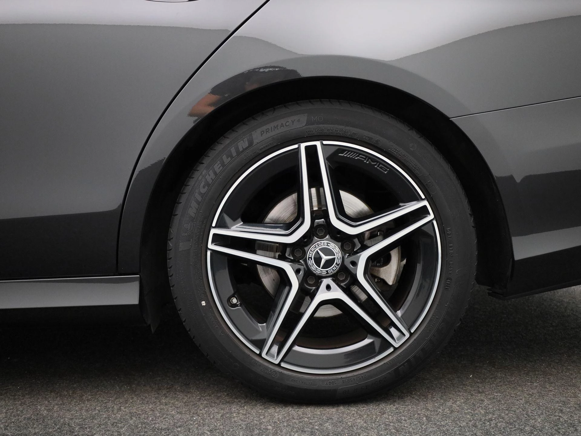 Mercedes-Benz-Classe E-image-12