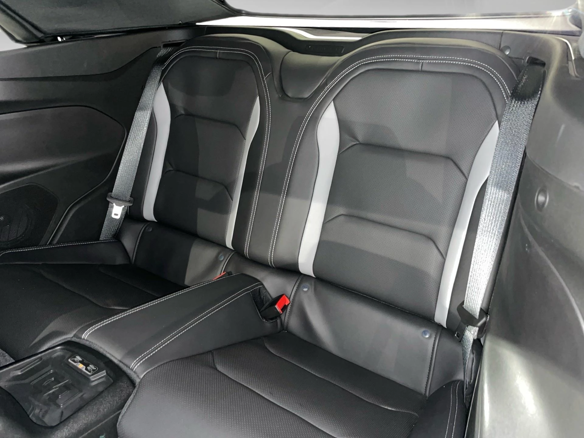 Chevrolet-Camaro-image-10