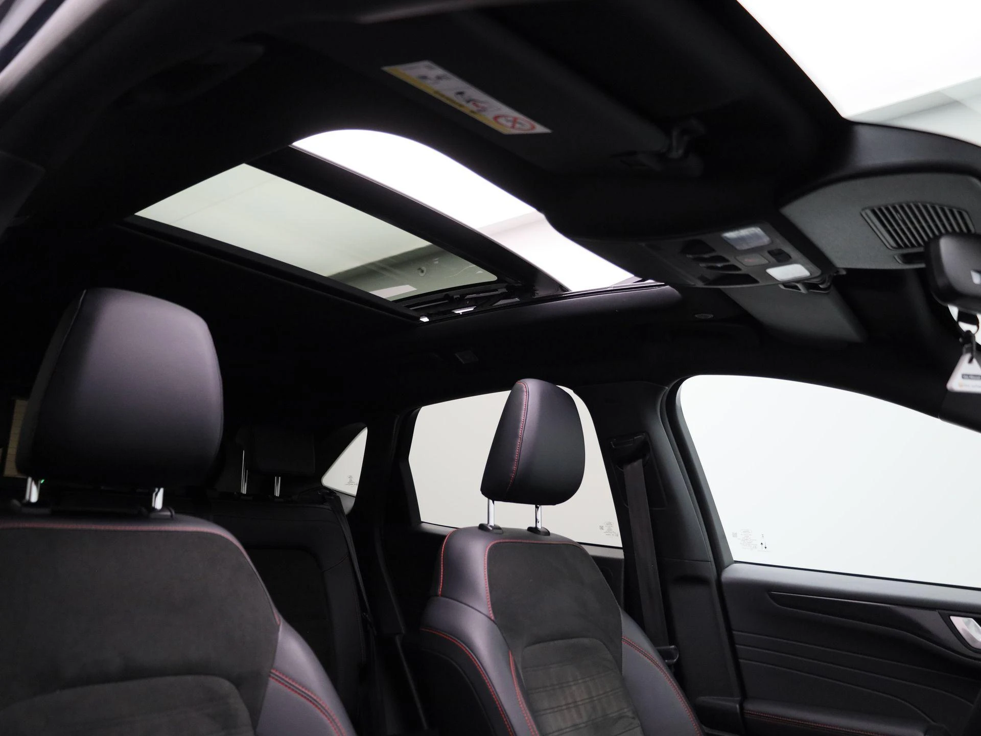 Ford-Kuga-image-45