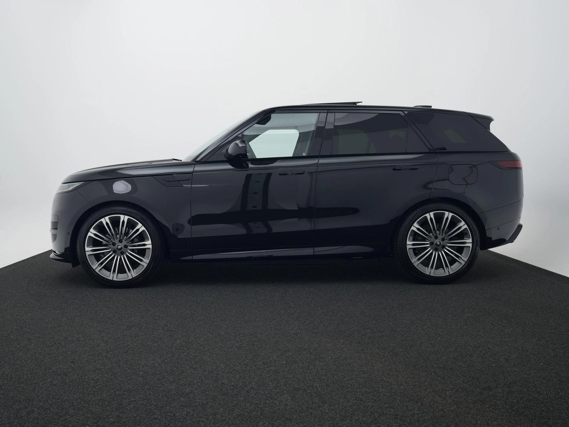 Land Rover-Range Rover Sport-image-4