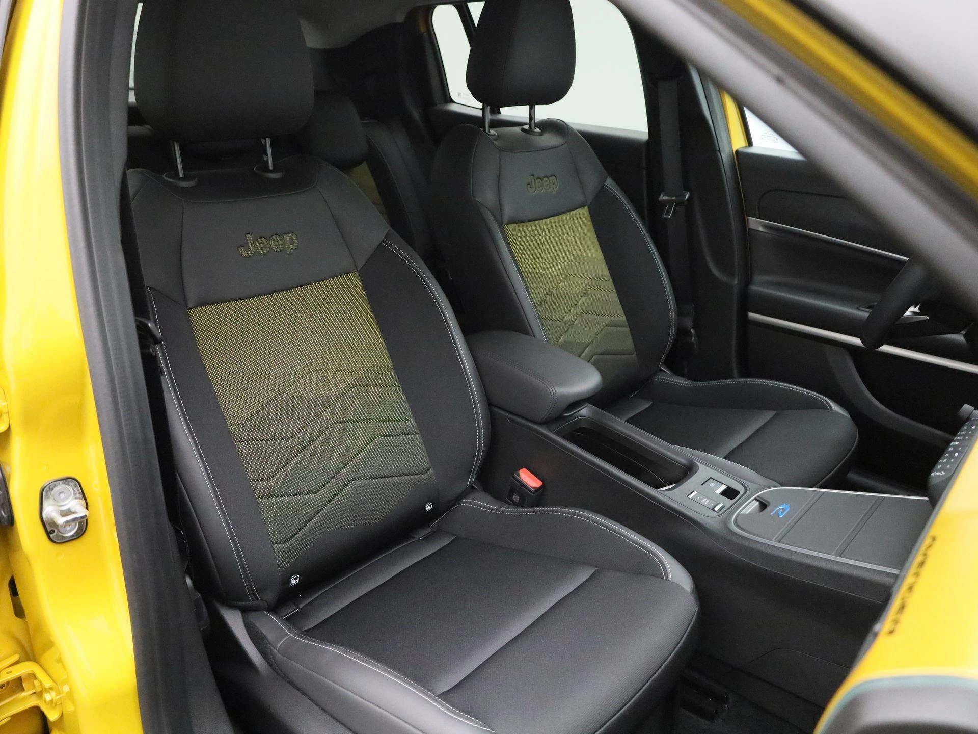 Jeep-Avenger-image-38