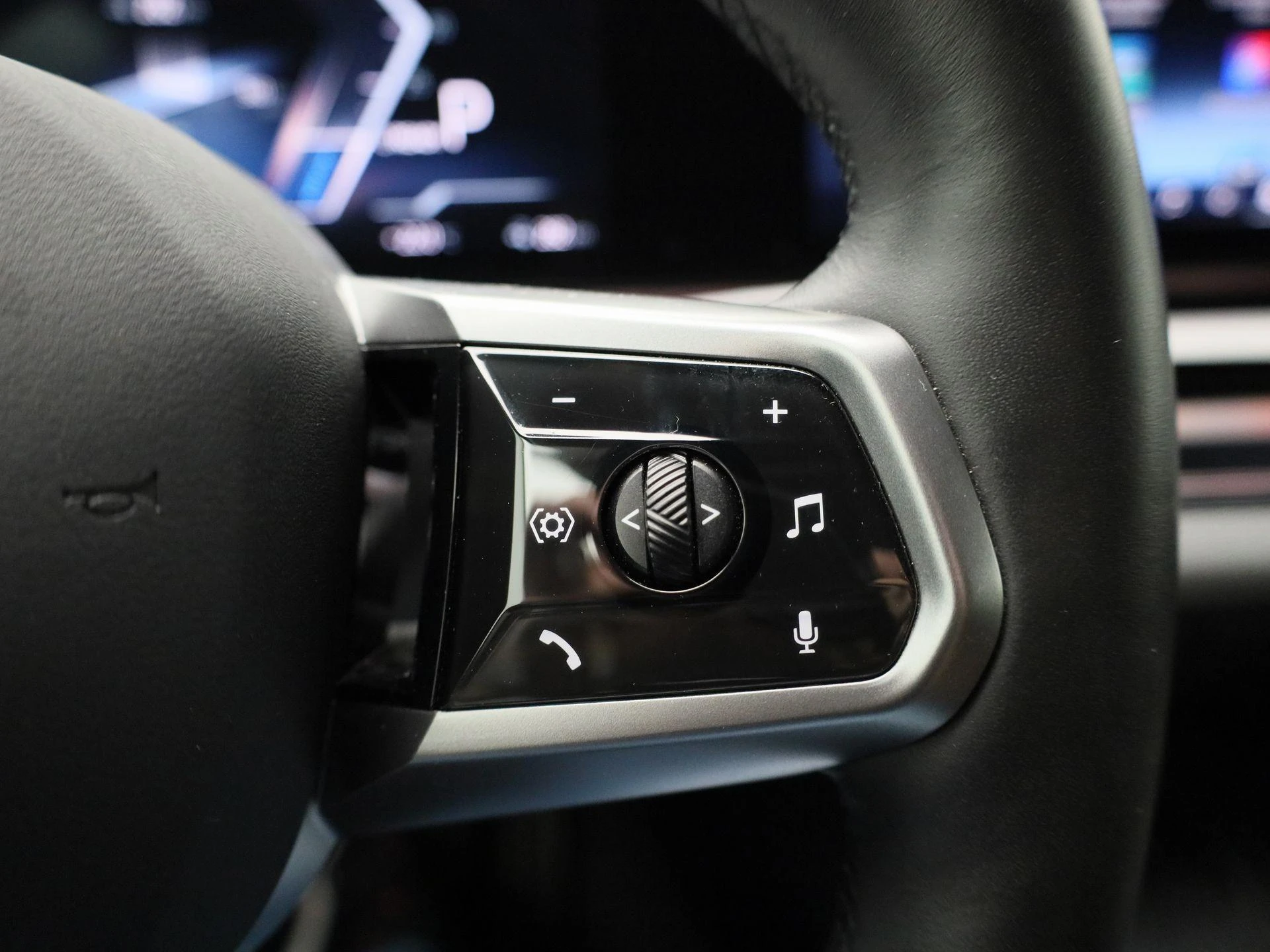 BMW-i5-image-17