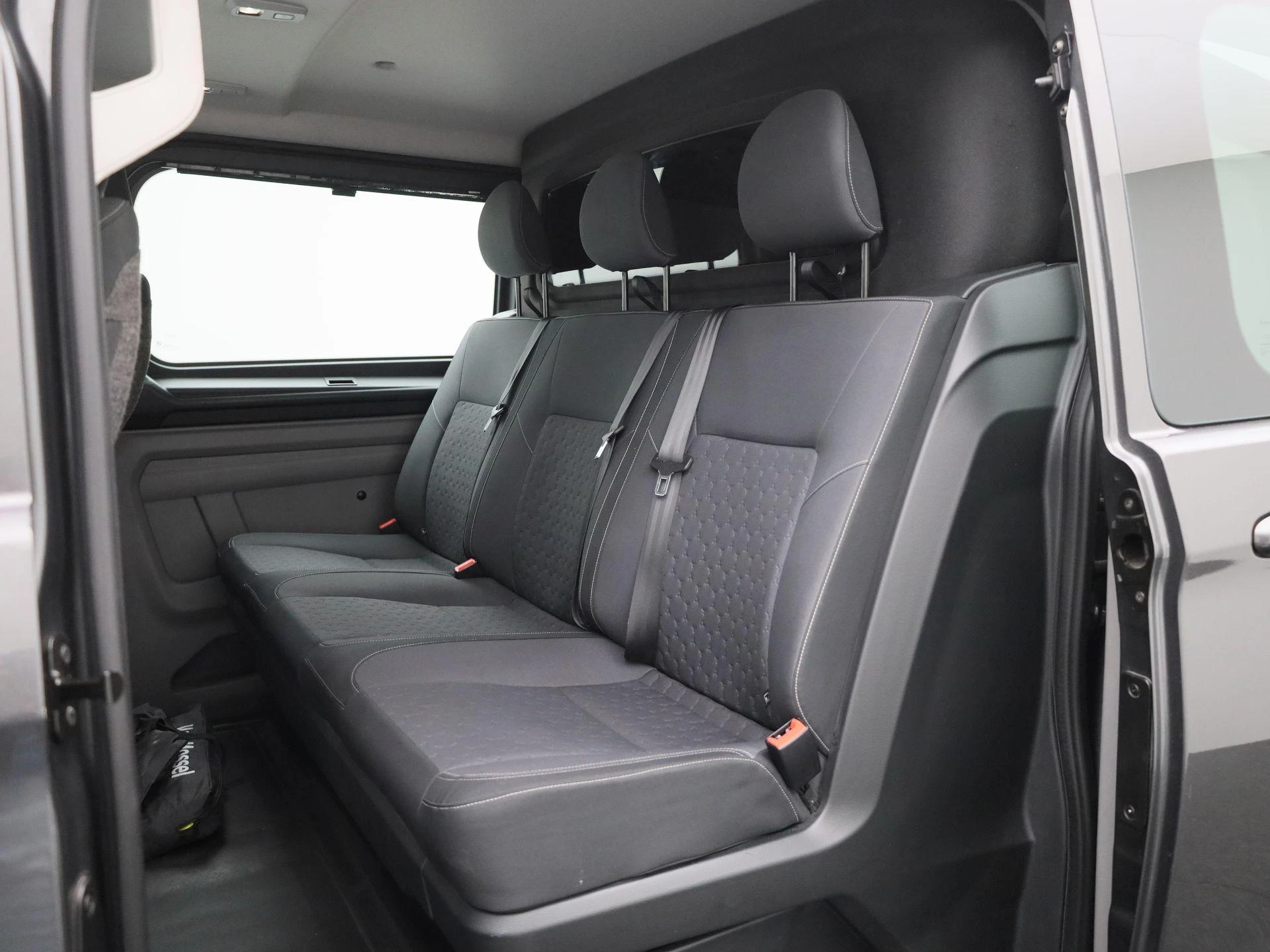 Ford-Transit Custom-image-10