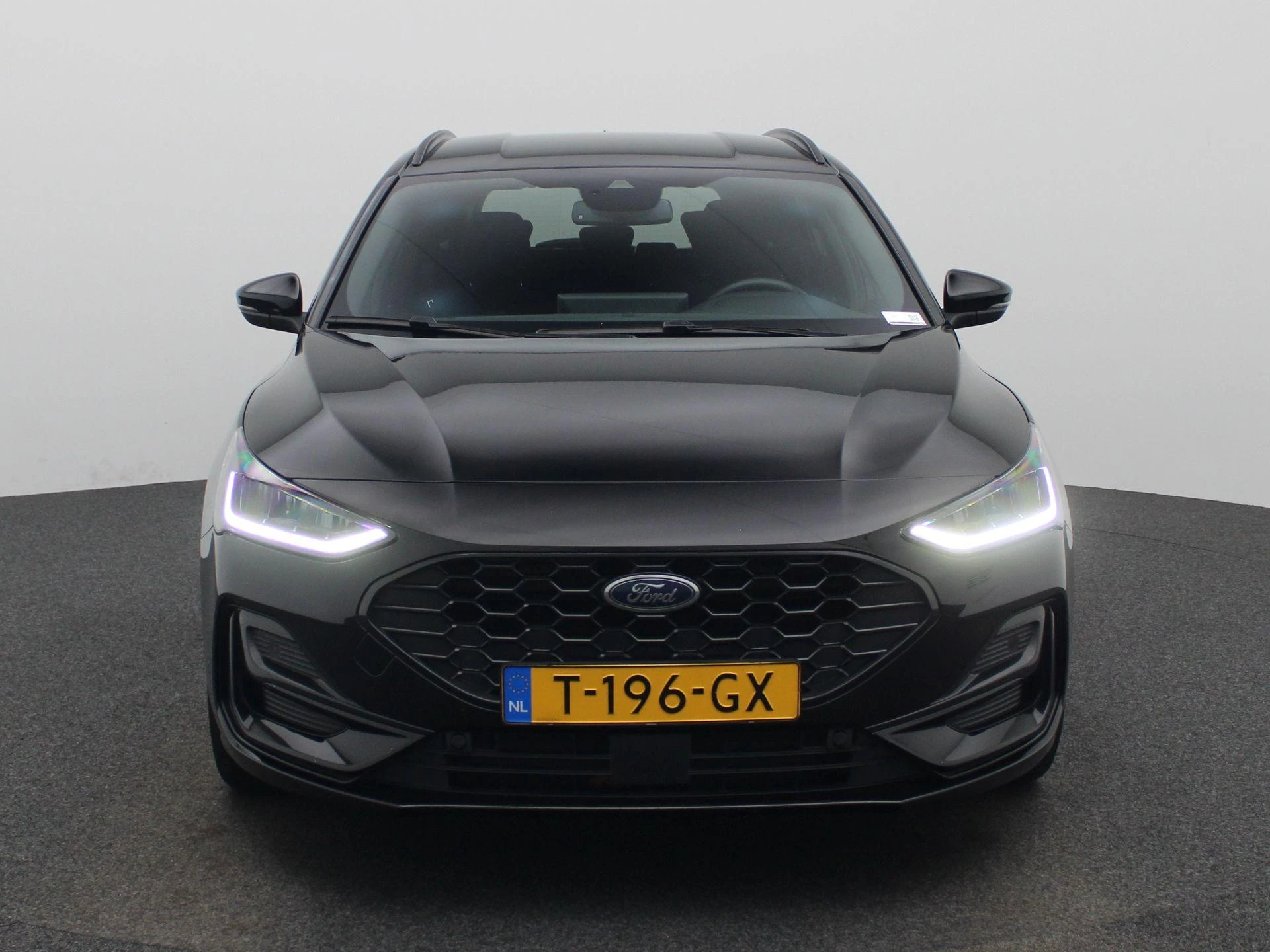Ford Focus Wagon 1.0 EcoBoost Hybrid ST Line X