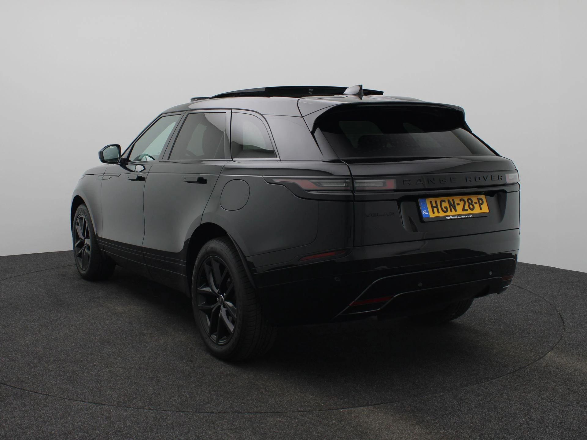 Land Rover Range Rover Velar 2.0 P400e AWD Dynamic SE PHEV