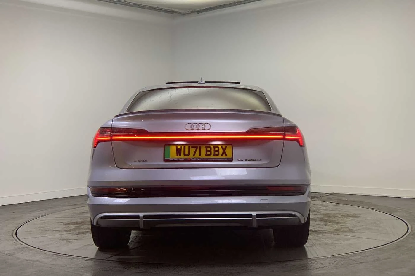 Audi-e-tron-image-10