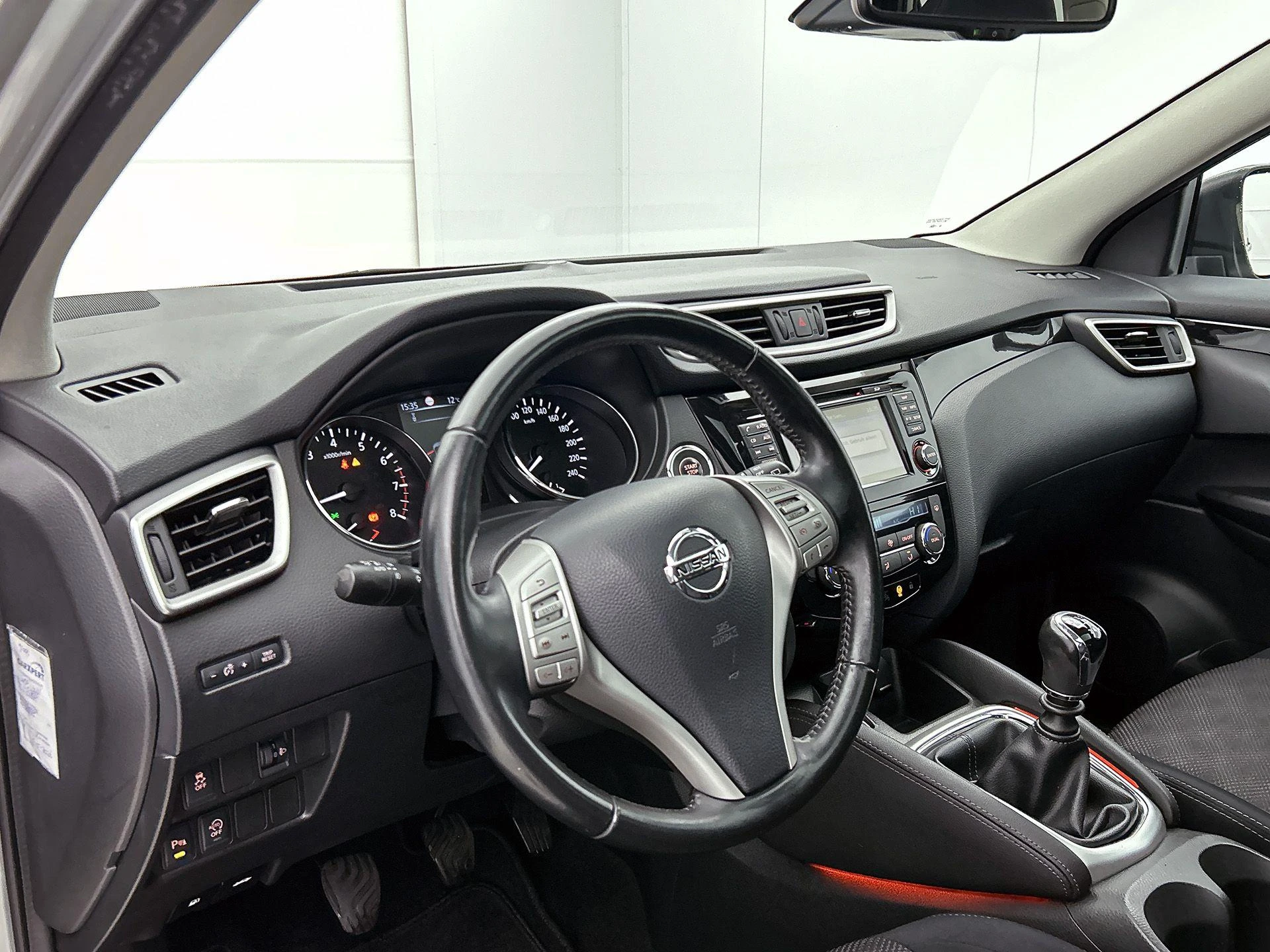 Nissan-QASHQAI-image-19