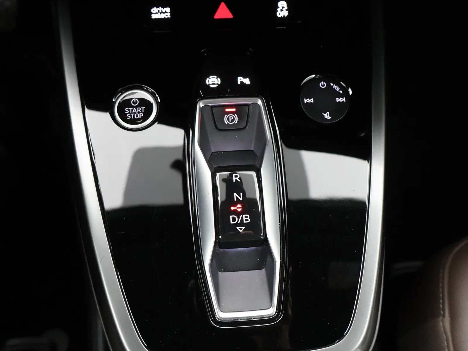 Audi Q4 Sportback e-tron Audi Q4 Sportback S line 40e-tron 204PK *AUTOMAAT*BRUIN LEDER*CRUISE*VIRTUAL COCKPIT*NAVI*APP-CONNECT*PDC*...*