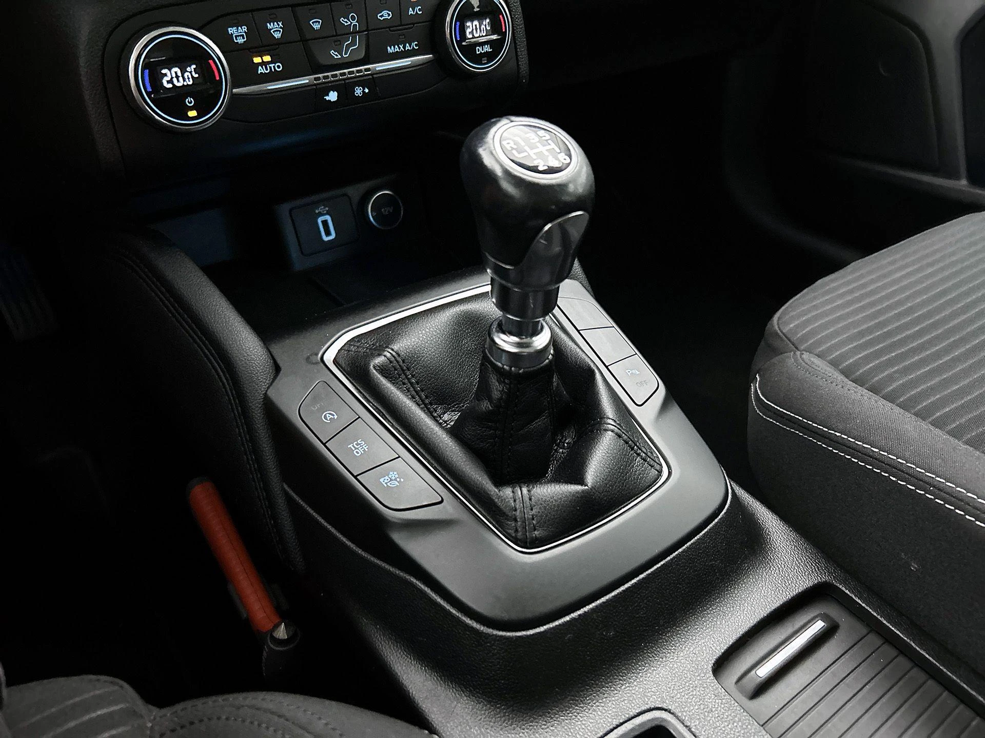 Ford-Focus-image-28