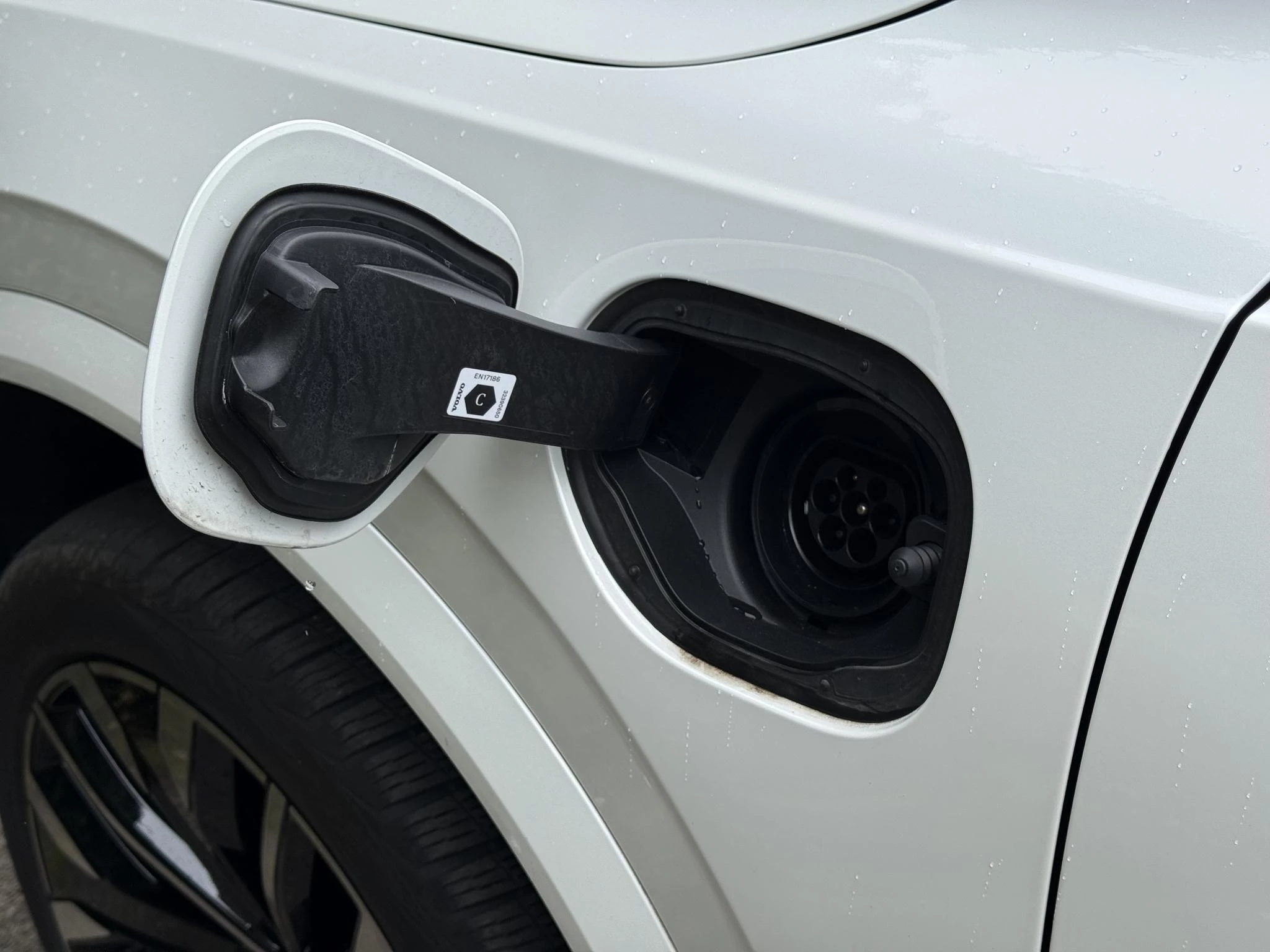 Volvo XC90 T8 Plug-in hybrid AWD Ultra Dark