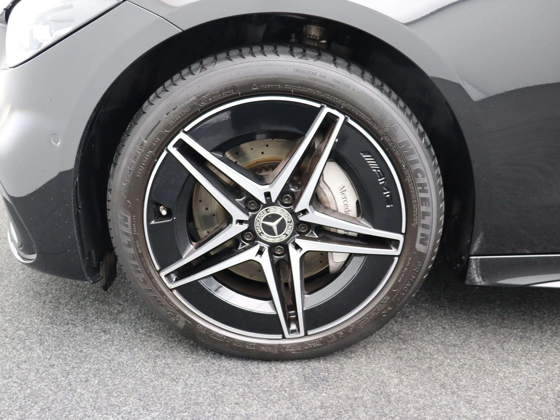 Mercedes-Benz Classe C 300 e AMG Line Berline + CARPLAY + LED + CAMERA + NIGHTPAKKET +