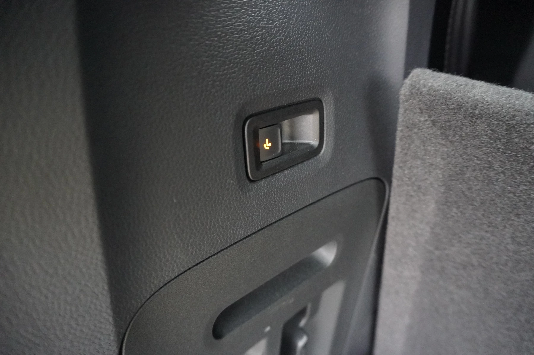 Volkswagen-ID. Buzz-image-68