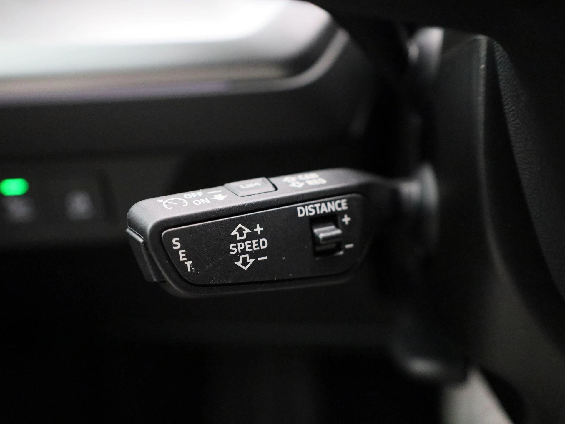 Audi-Q4 e-tron-image-20