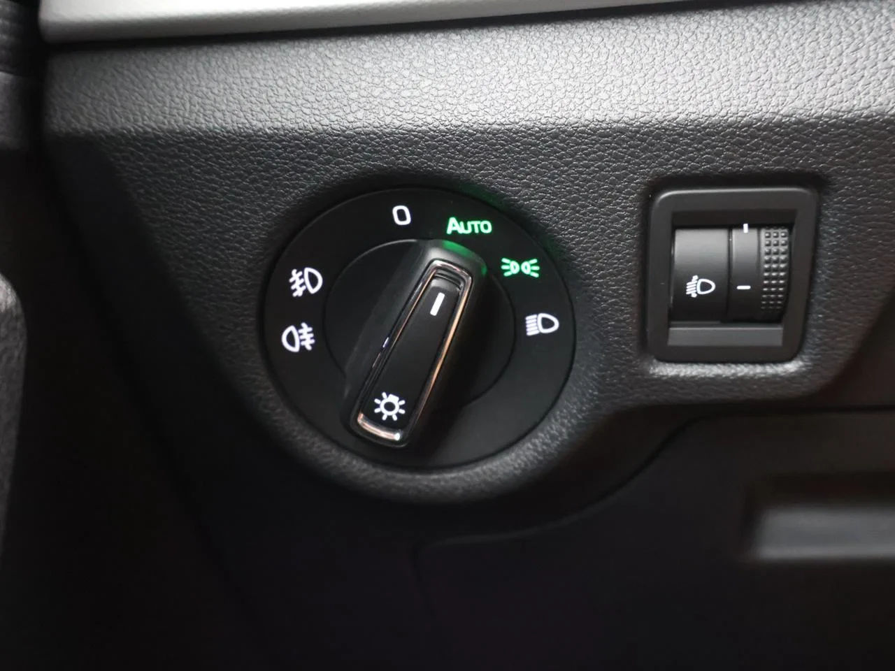Škoda Scala SKODA Scala 1.0TSI *PDC*APP-CONNECT*ZETELVERWARMING*BLTH*AIRCO*...*